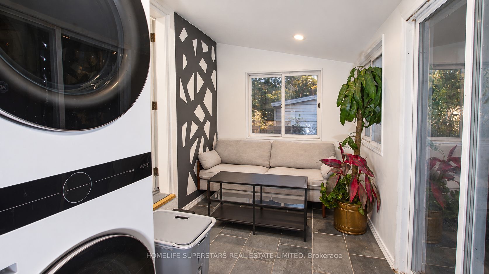 706 Rowntree Avenue Property Photo 28