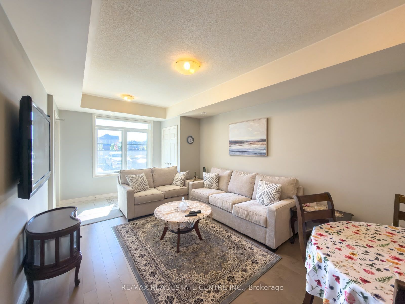 122 Wheat Lane Property Photo 6