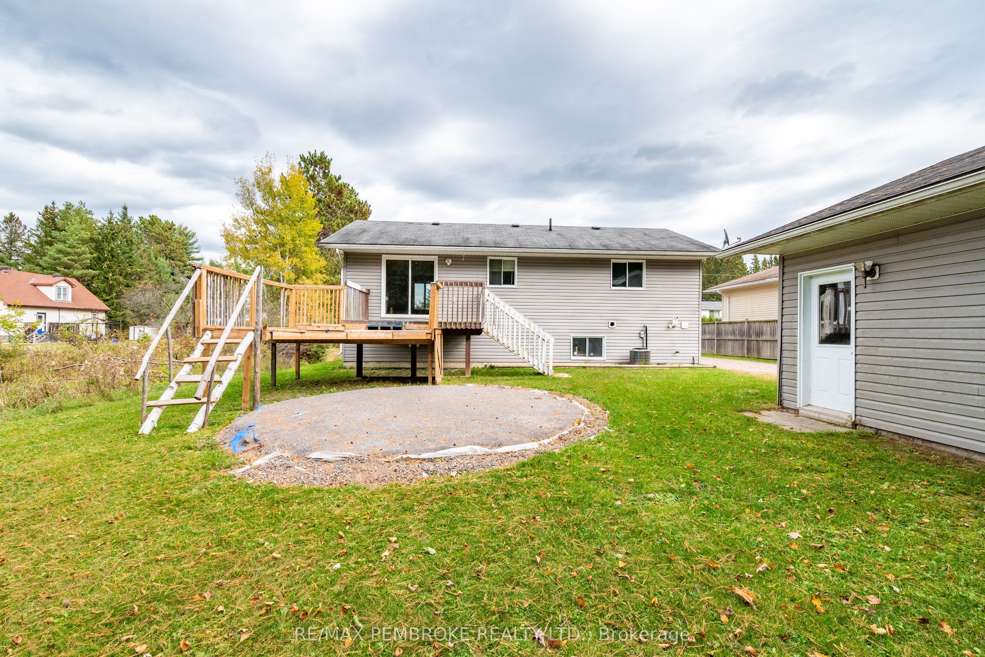 18 Joseph Street Property Photo 7