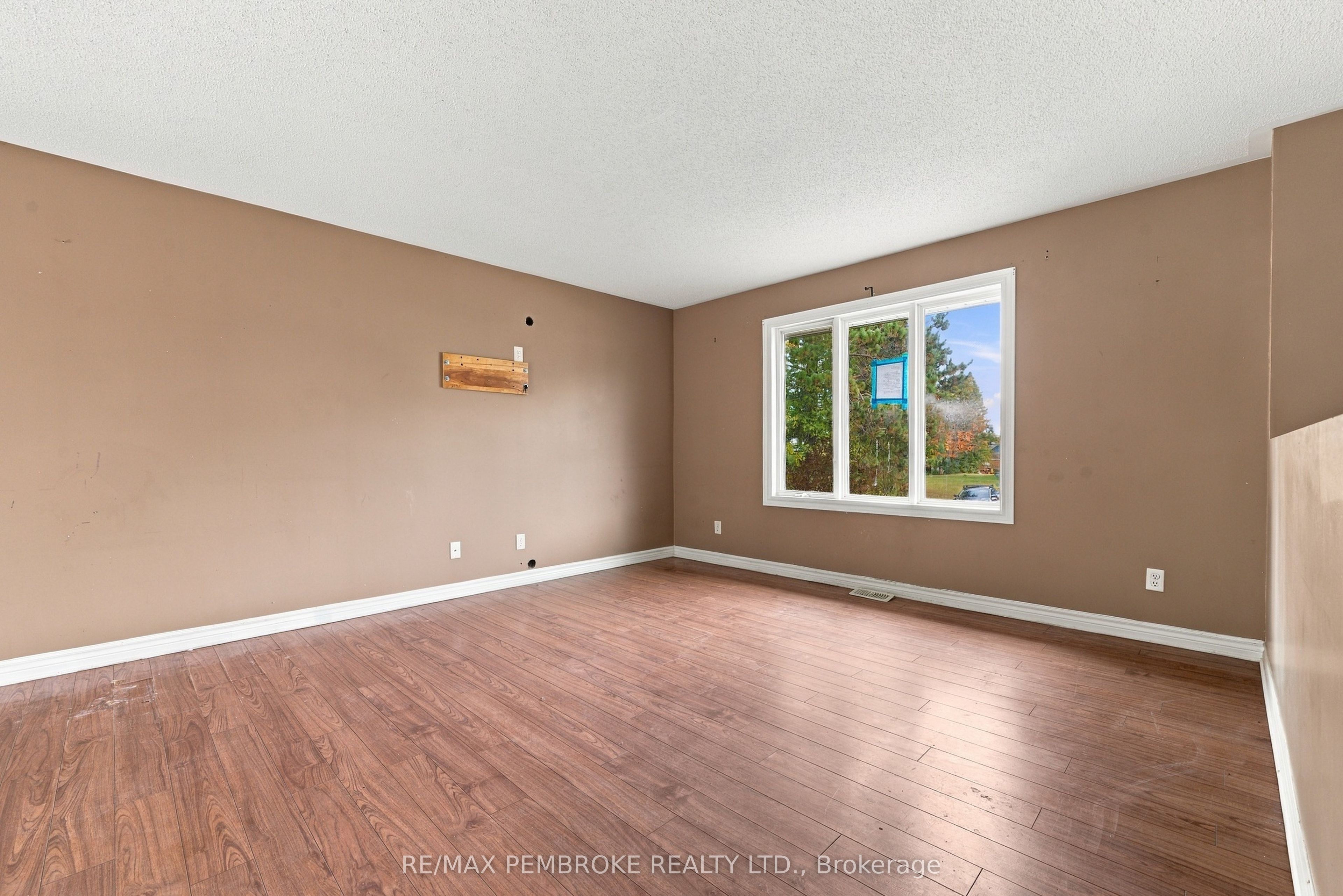 18 Joseph Street Property Photo 23