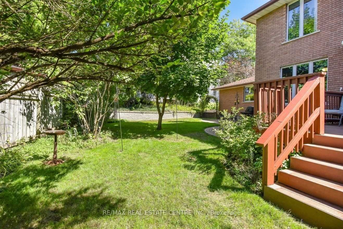 28 Walnut Drive Property Photo 4