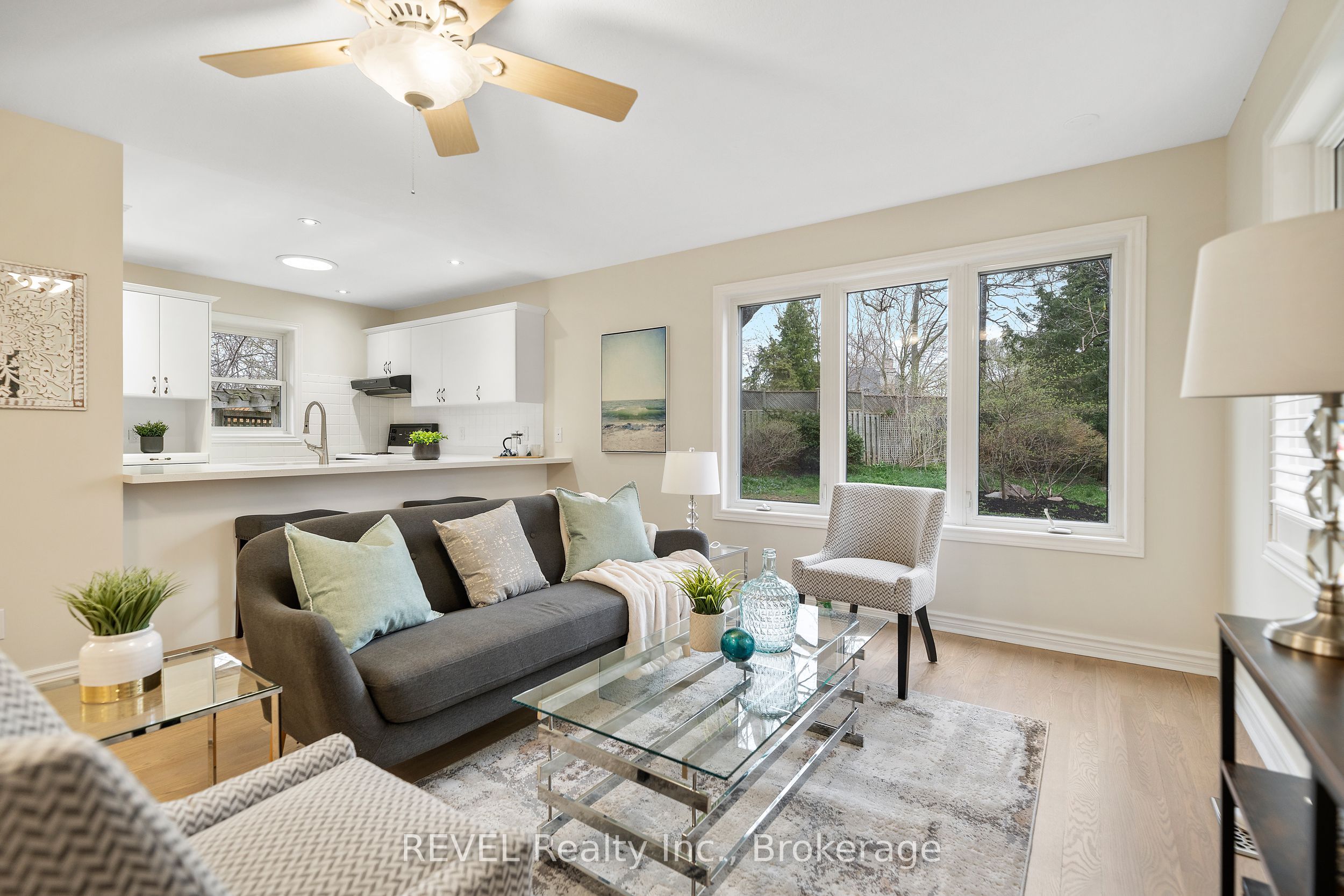 6839 Imperial Court Property Photo 19
