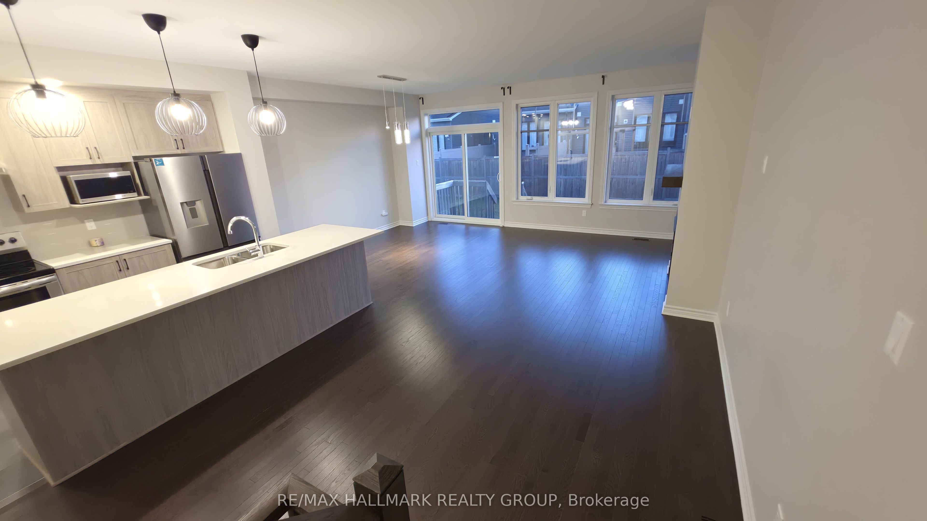 62 Mandevilla Crescent Property Photo 14