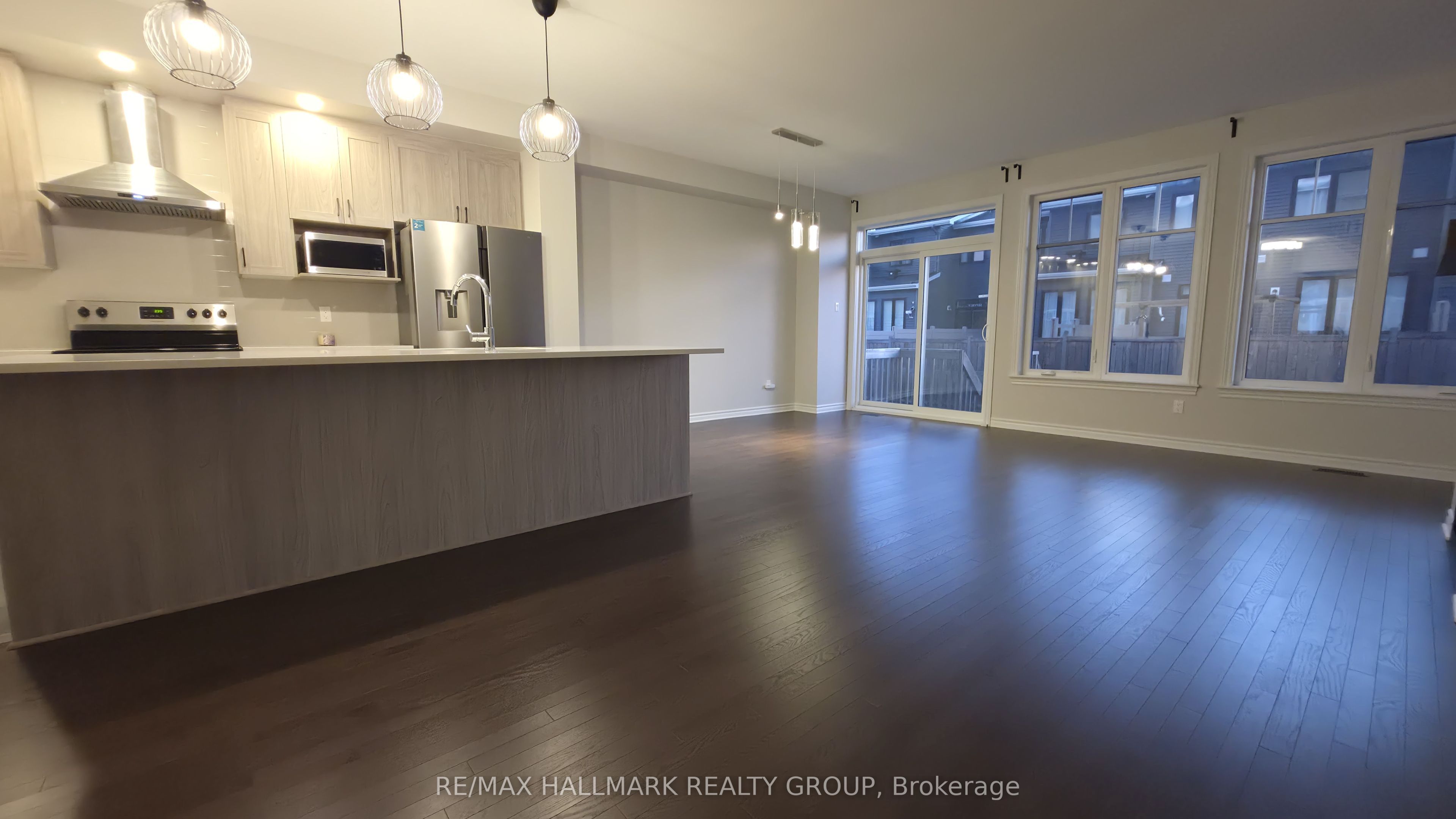 62 Mandevilla Crescent Property Photo 16