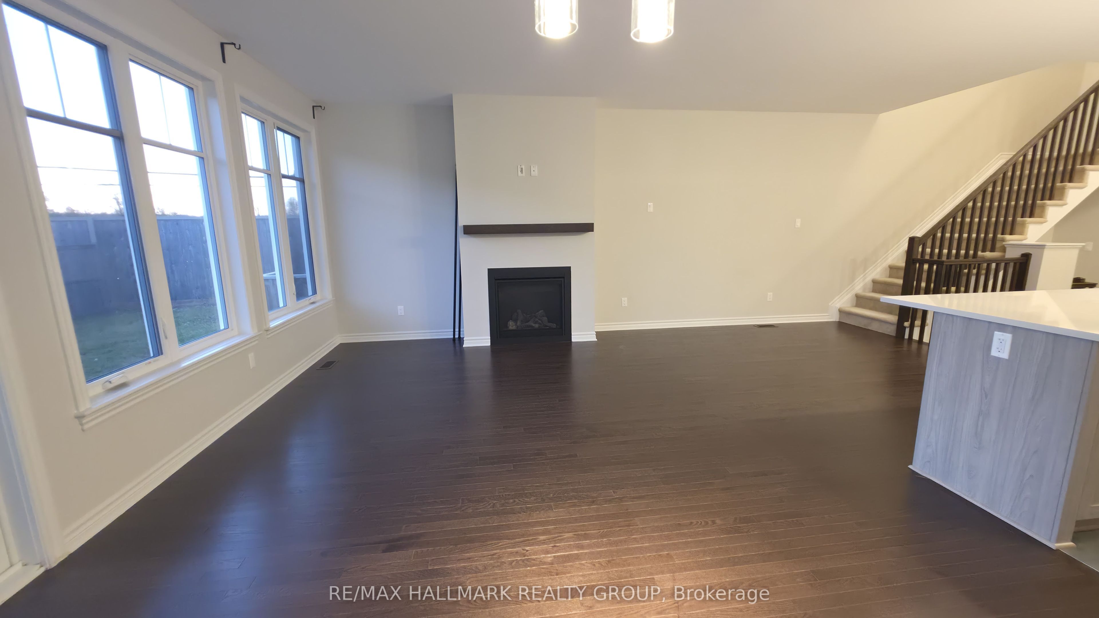 62 Mandevilla Crescent Property Photo 19