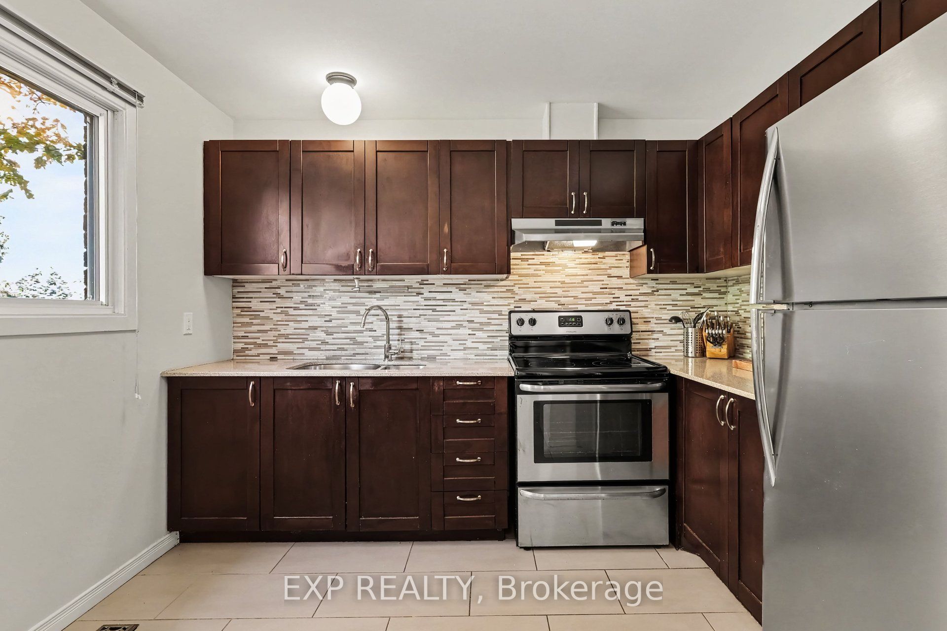 1290 Cahill Drive Property Photo 11
