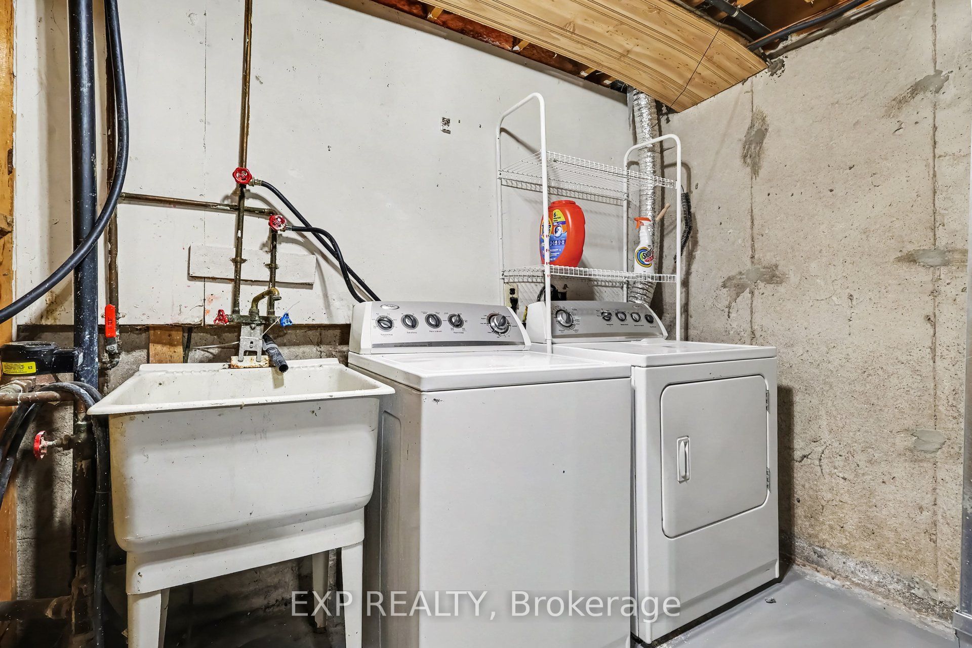 1290 Cahill Drive Property Photo 19