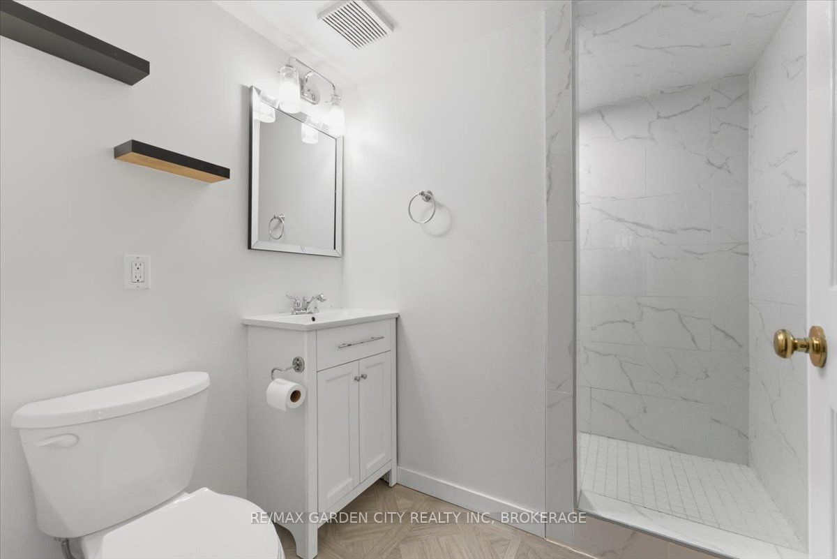 4 Fox Trail Drive Property Photo 24