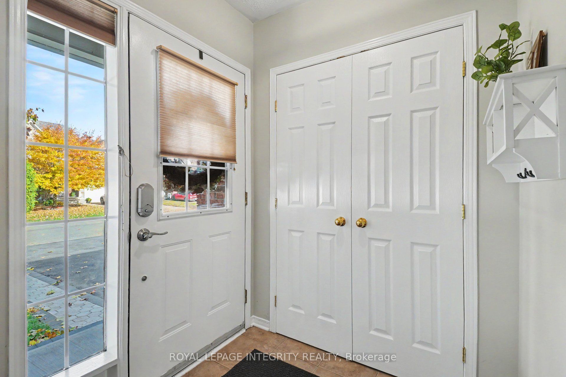 84 Lamadeleine Boulevard Property Photo 3
