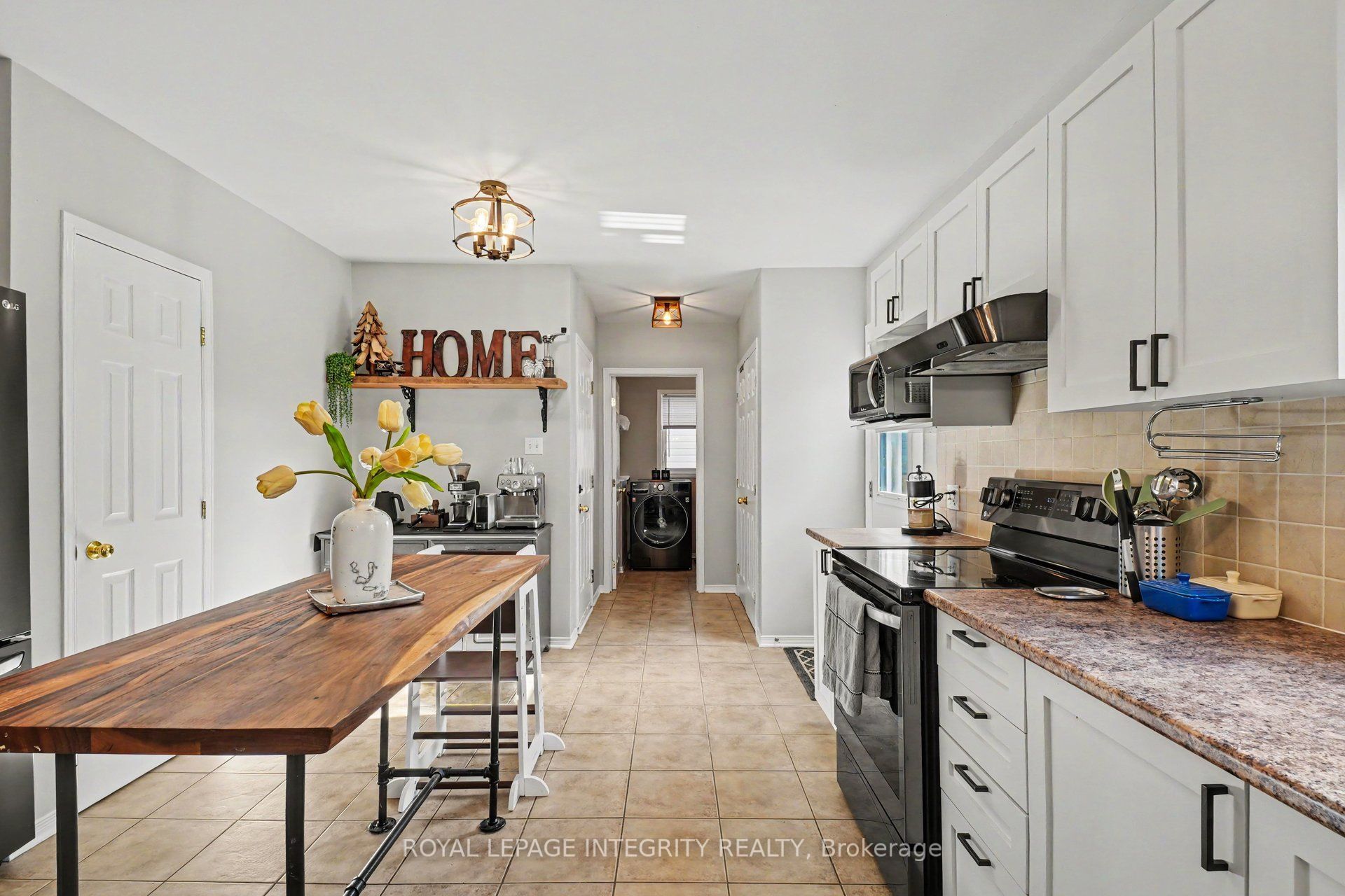 84 Lamadeleine Boulevard Property Photo 12