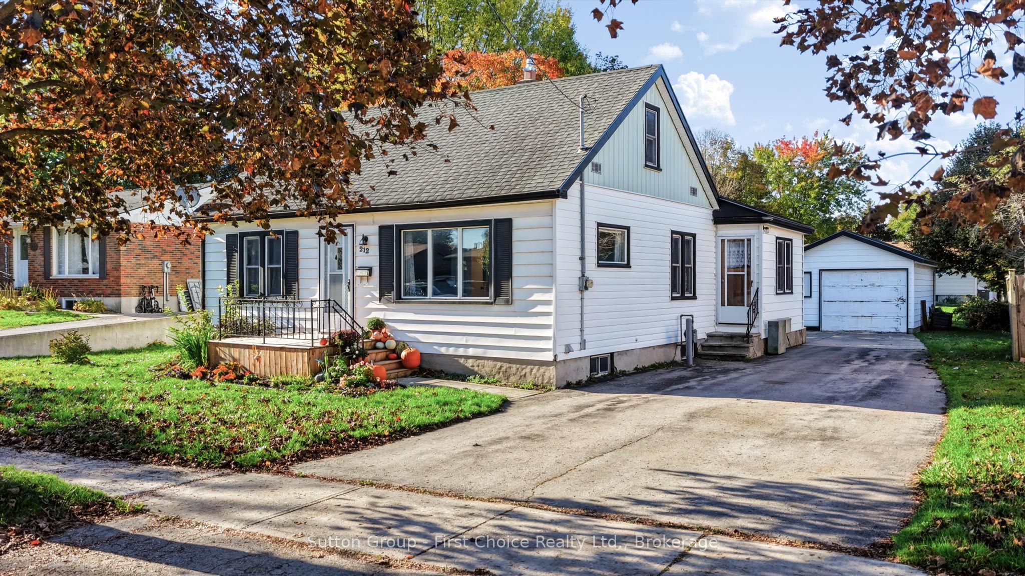 212 Mary Street Property Photo 1