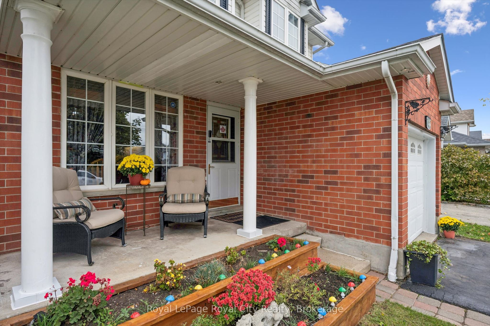 133 Bradson Drive Property Photo 3