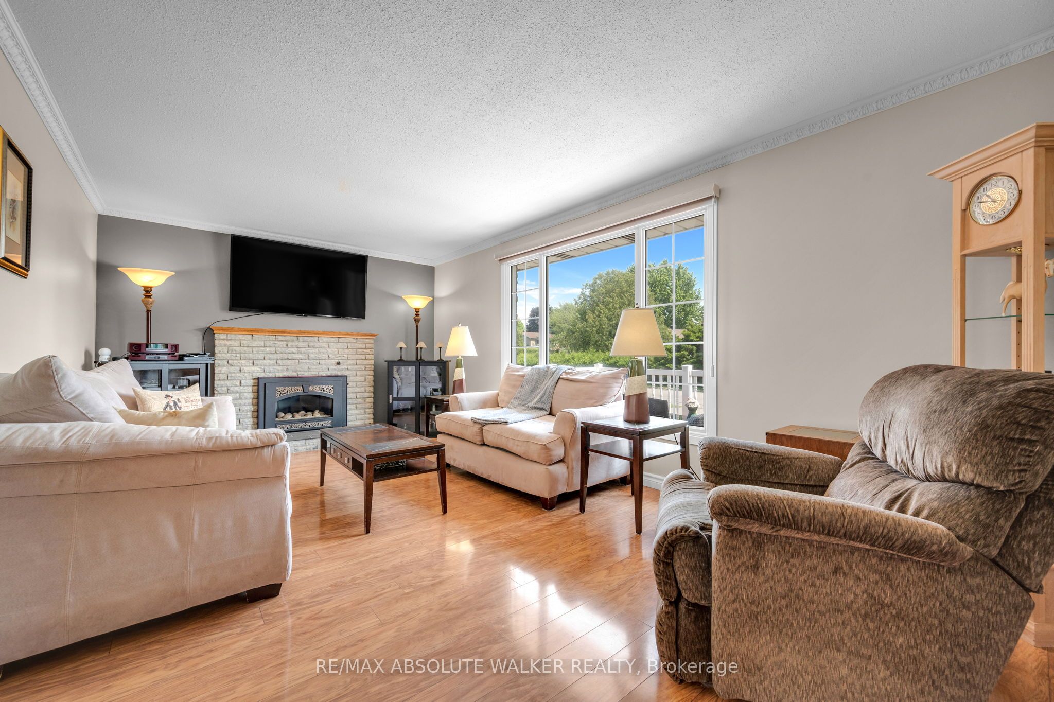 337 Roxdale Avenue Property Photo 10