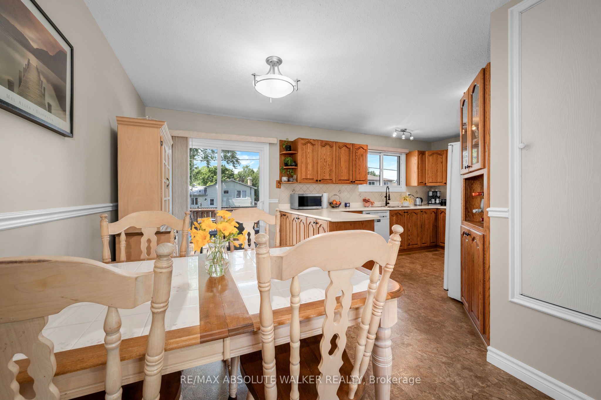 337 Roxdale Avenue Property Photo 14
