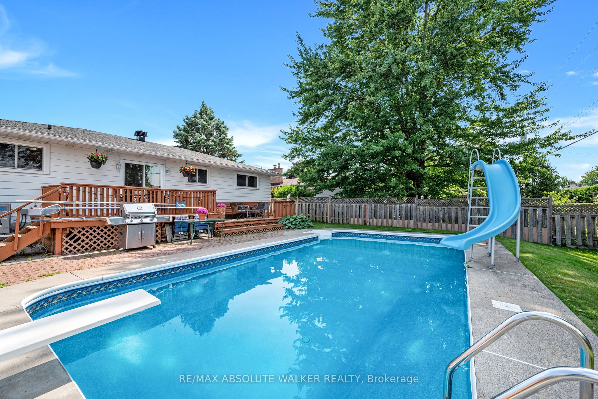 337 Roxdale Avenue Property Photo 48