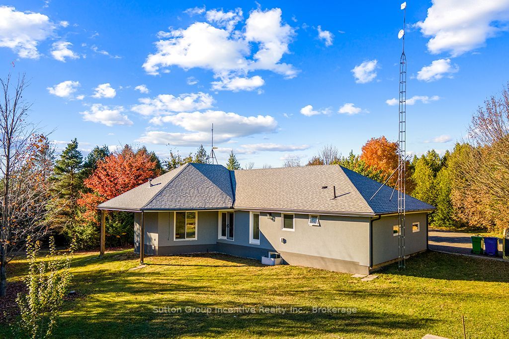 495377 Veterans Road South Road Property Photo 1