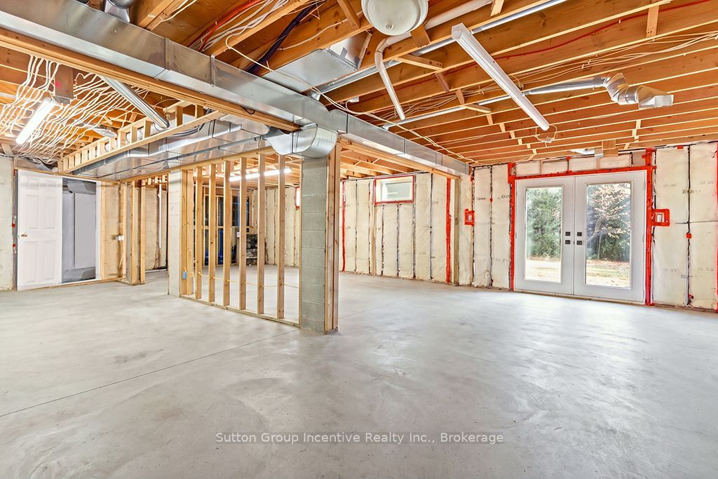495377 Veterans Road South Road Property Photo 31