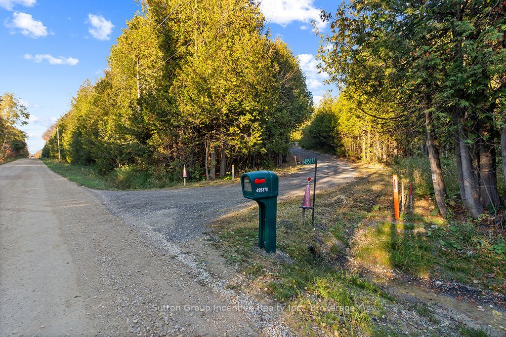495377 Veterans Road South Road Property Photo 46