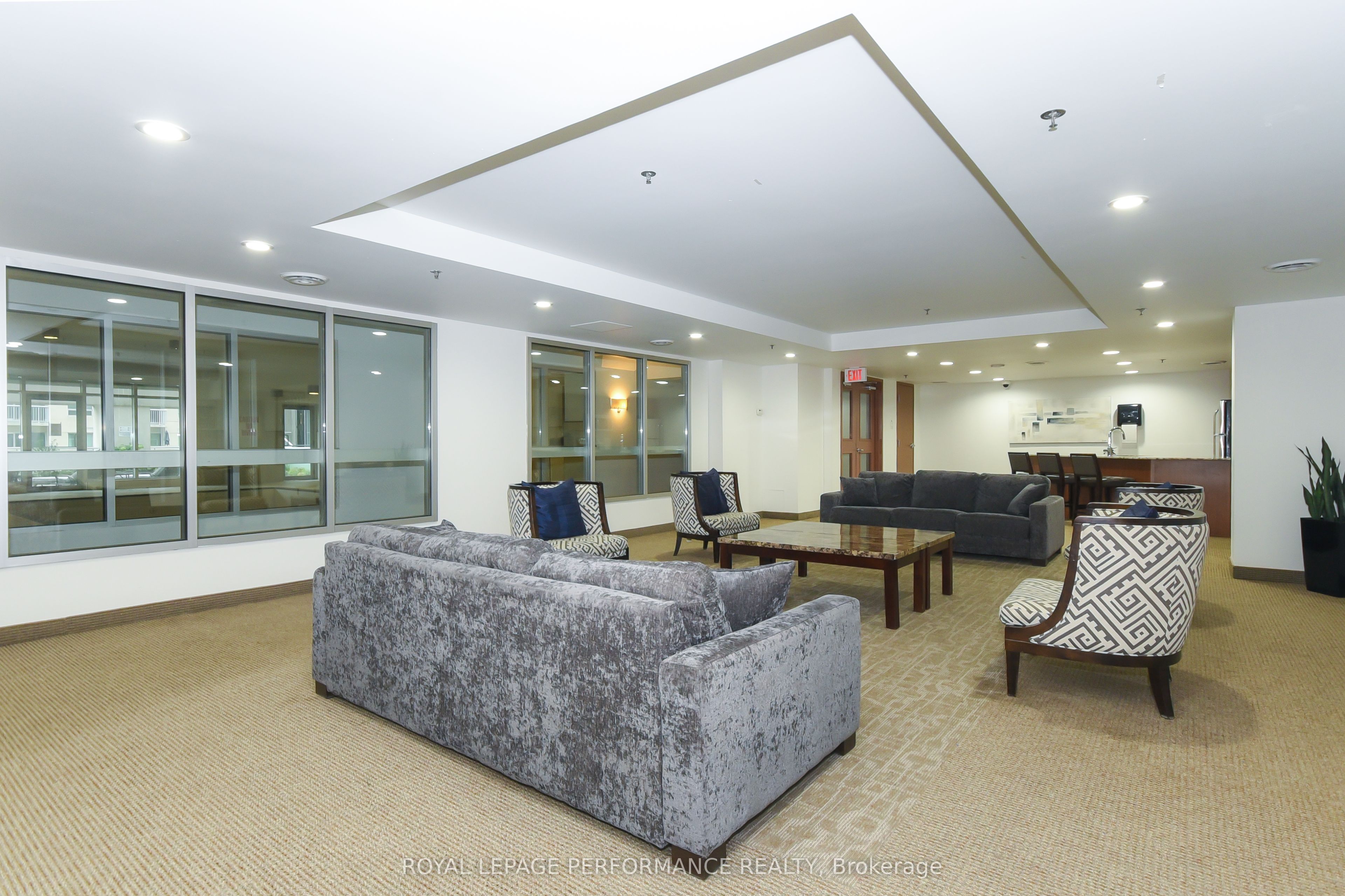 242 Rideau Street 1808 Property Photo 25