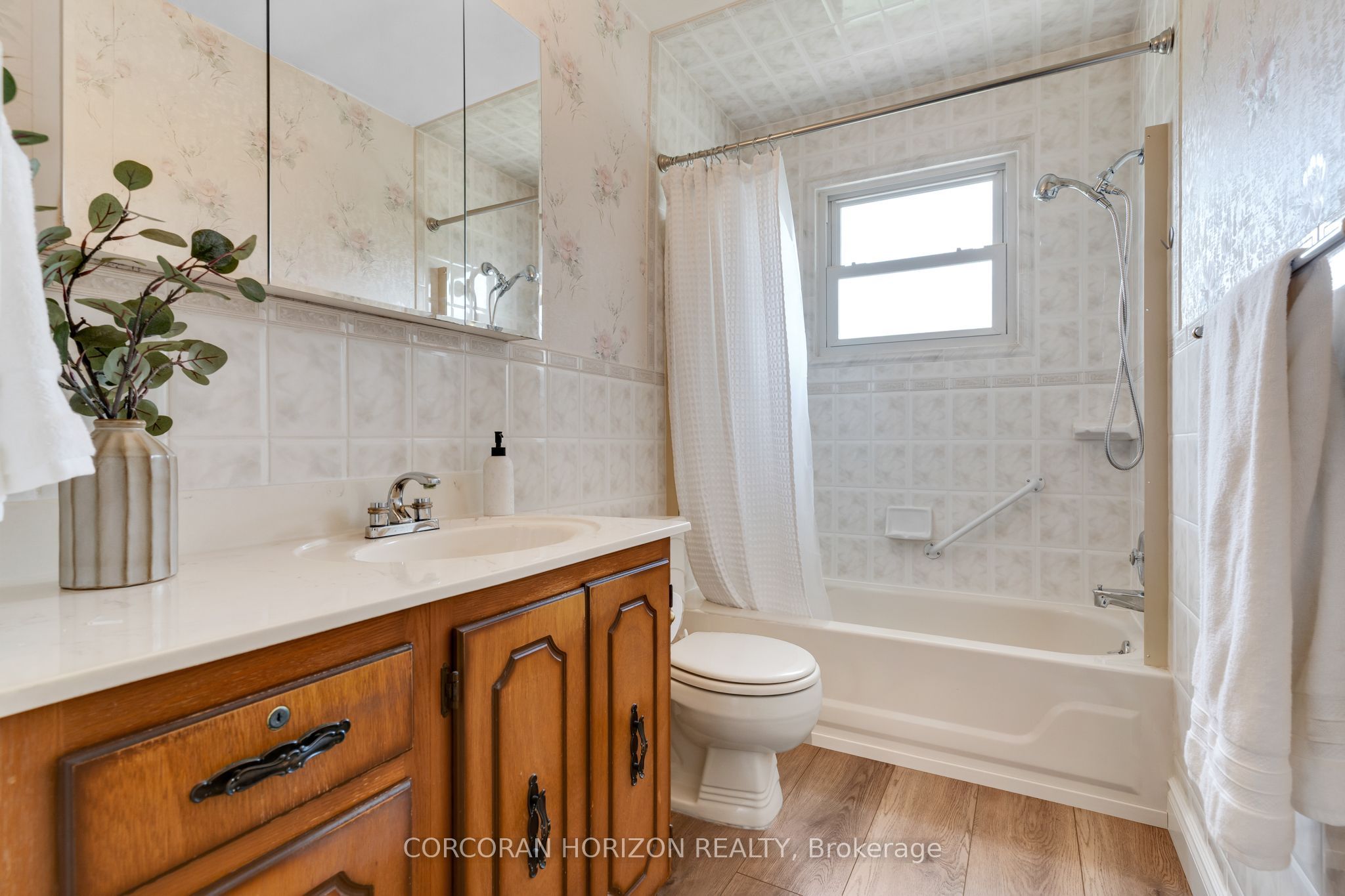 8 Blue Spruce Court Property Photo 8