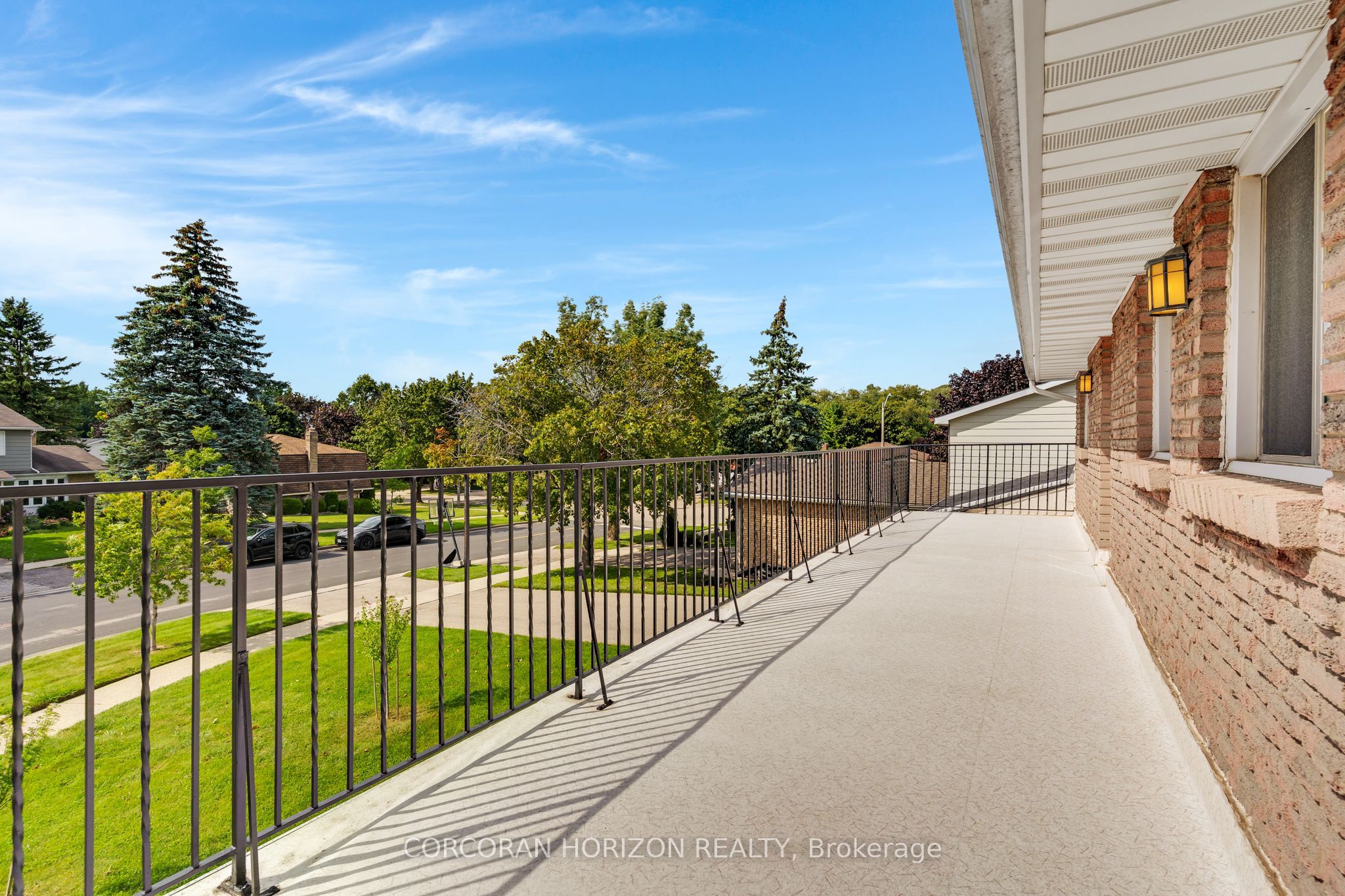 8 Blue Spruce Court Property Photo 28