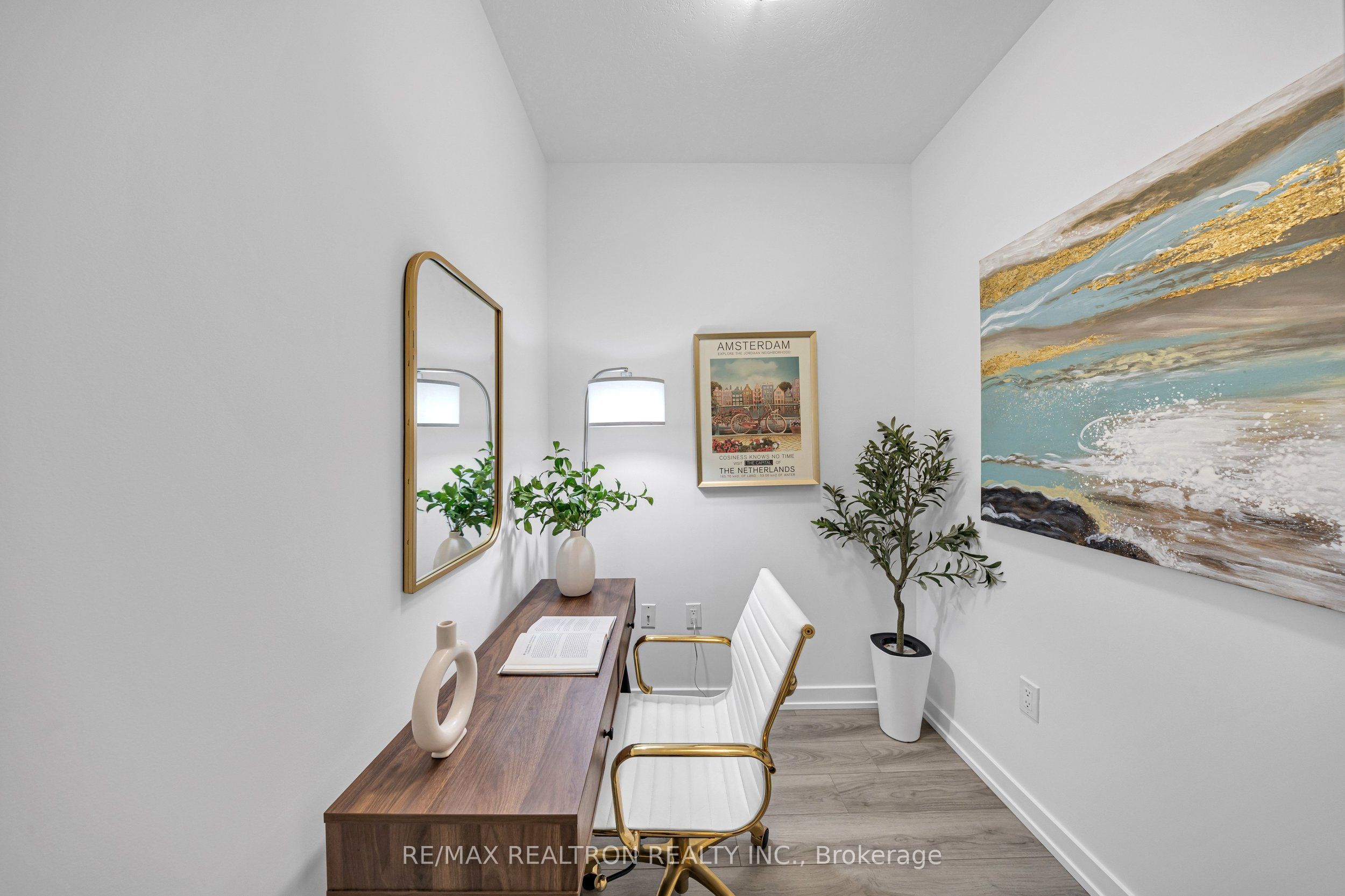 5055 Greenlane Road 140 Property Photo 2