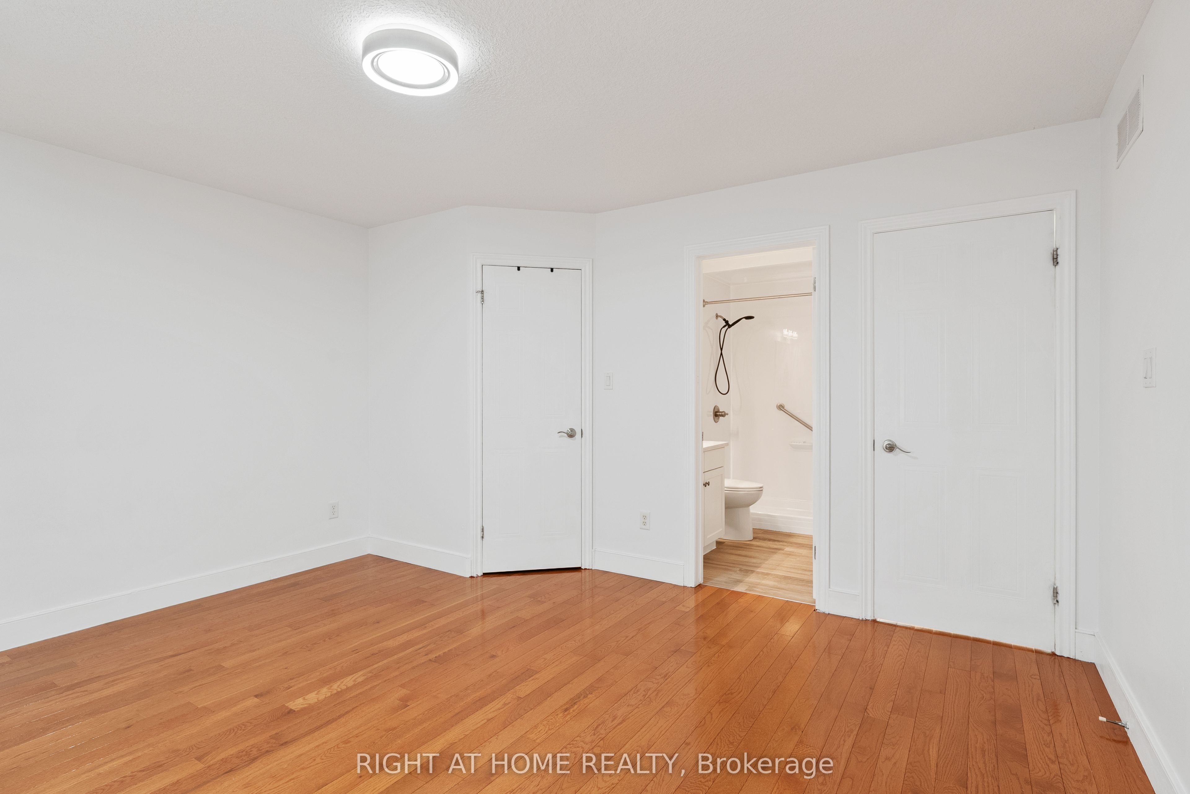 1205 North Wenige Drive Property Photo 12