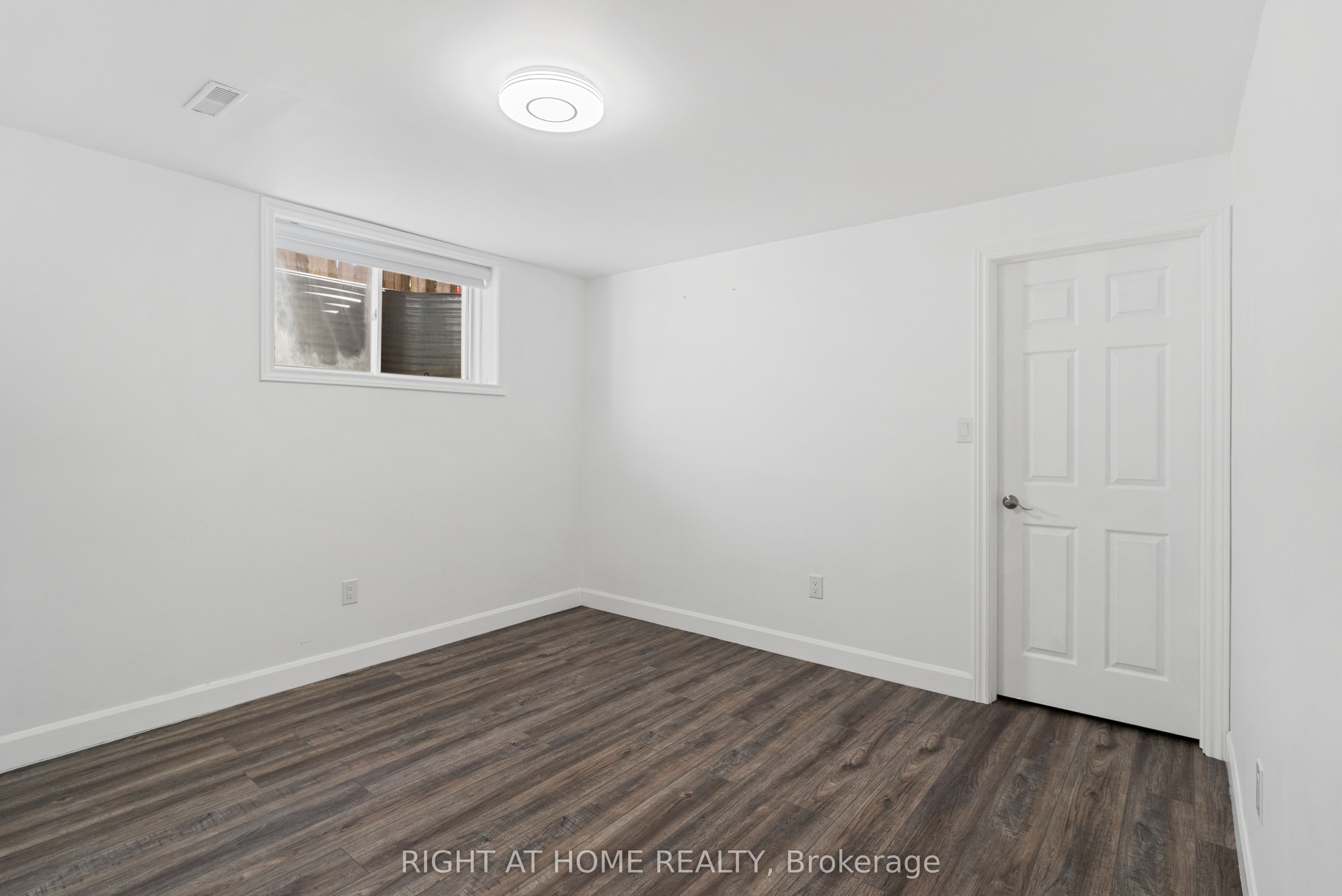 1205 North Wenige Drive Property Photo 23