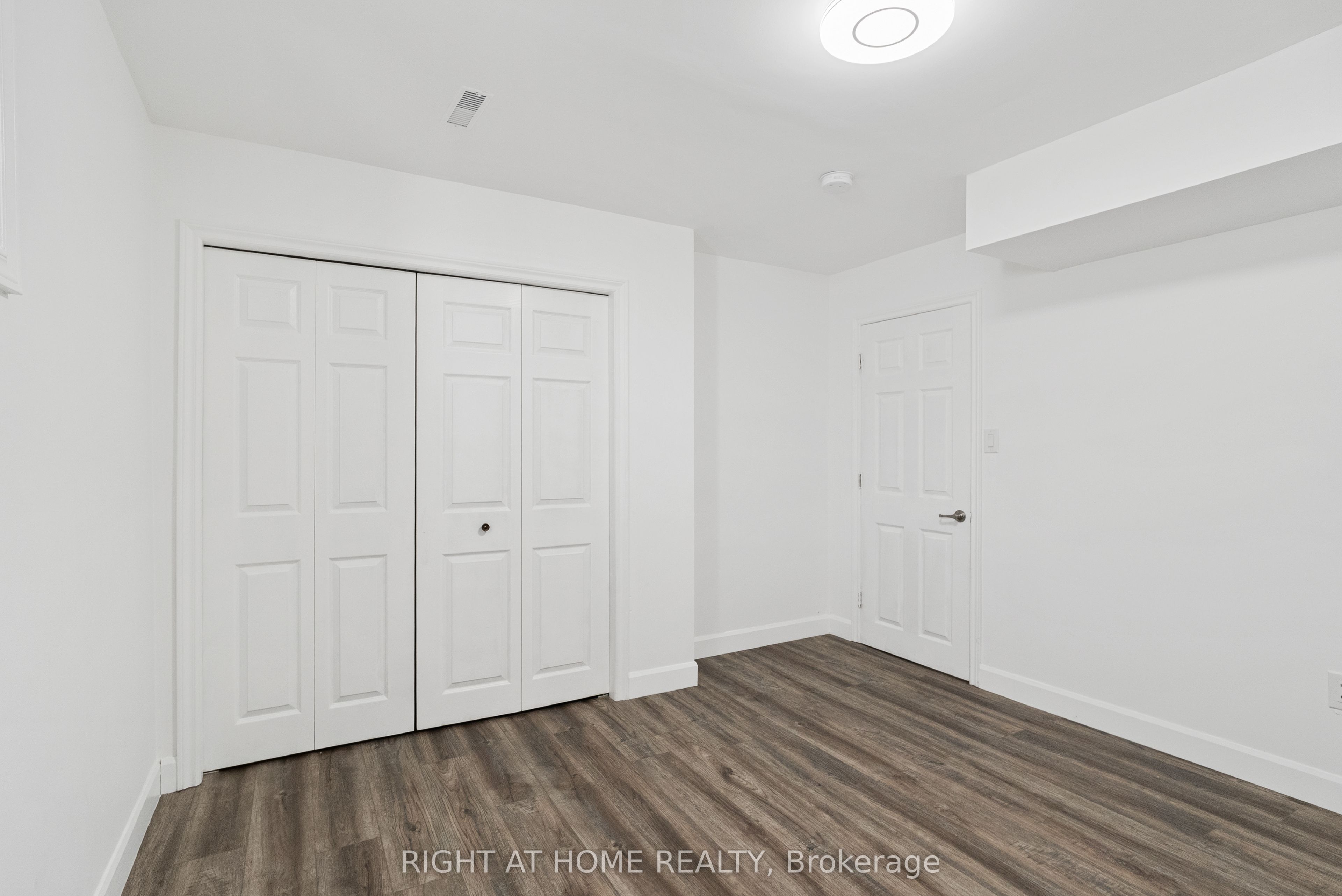 1205 North Wenige Drive Property Photo 27