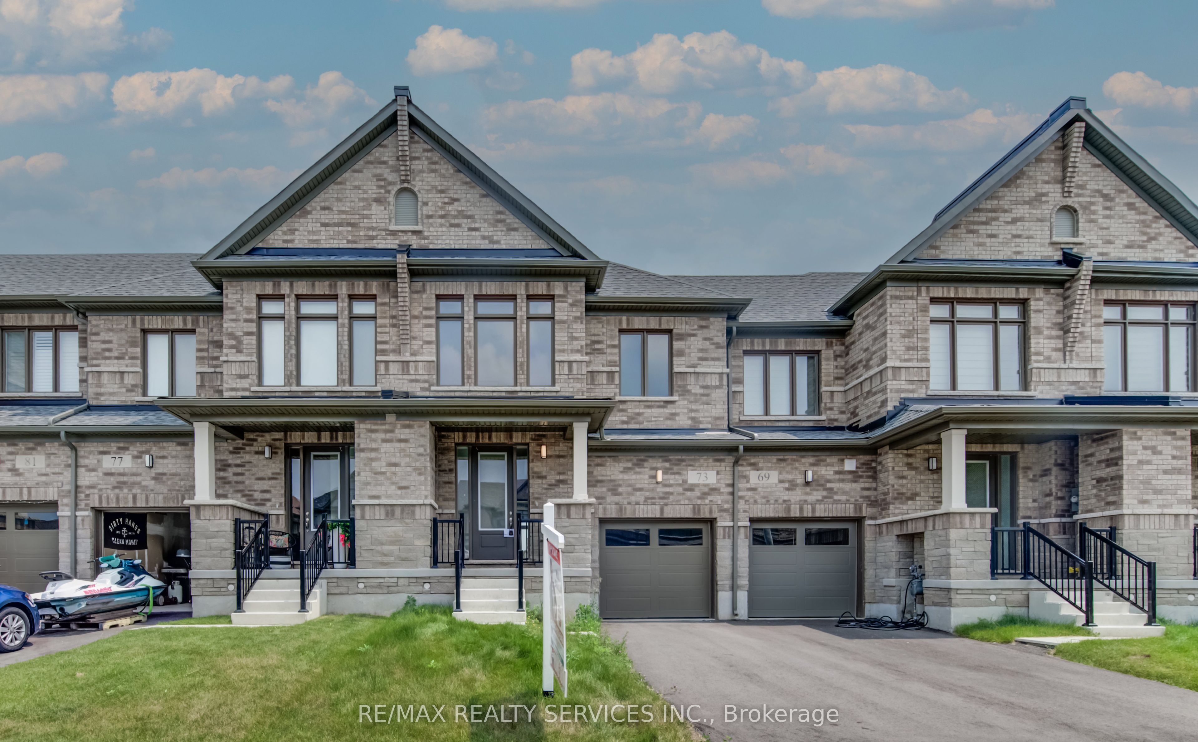 73 Prince Phillip Boulevard Property Photo 2