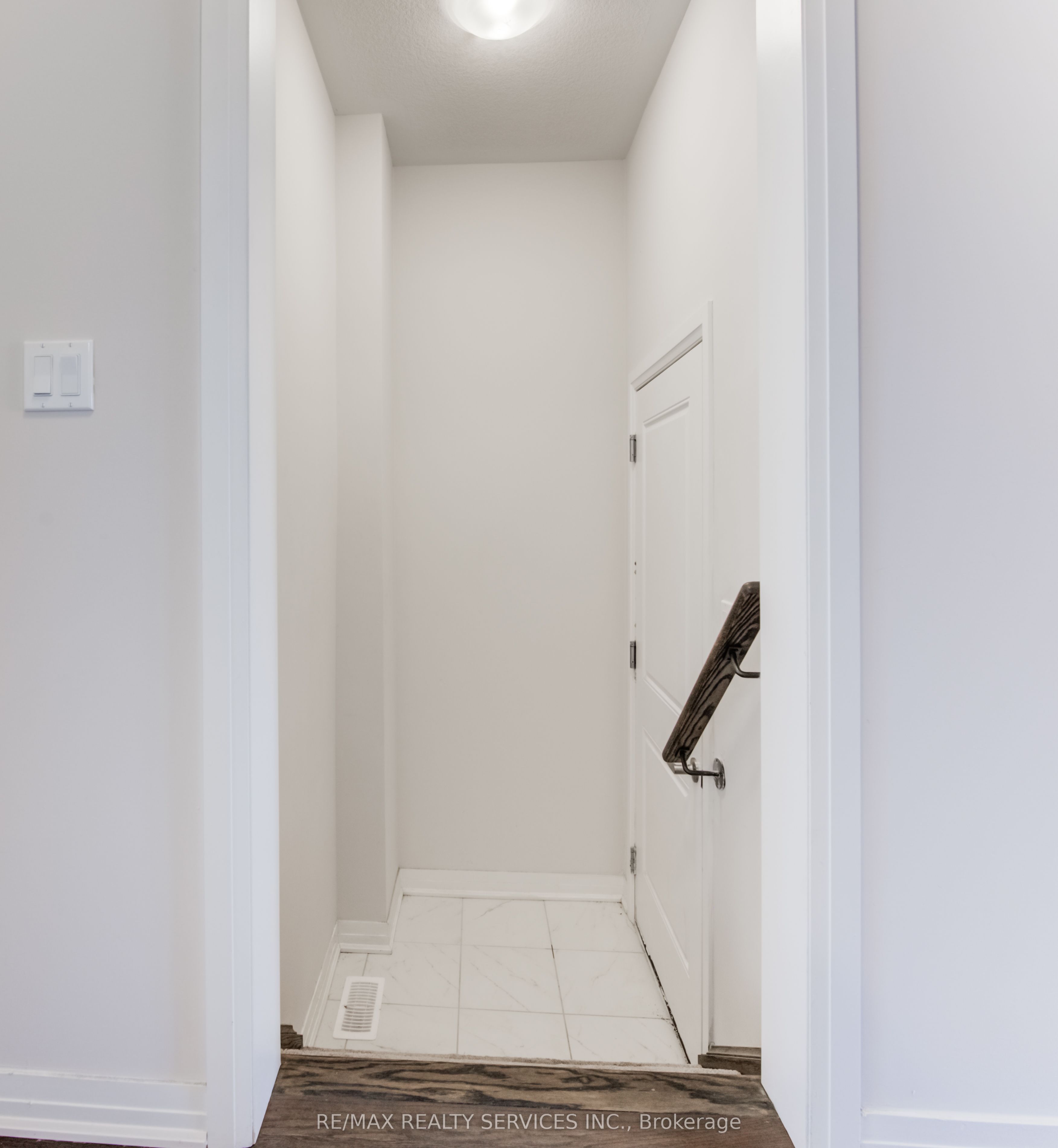 73 Prince Phillip Boulevard Property Photo 19
