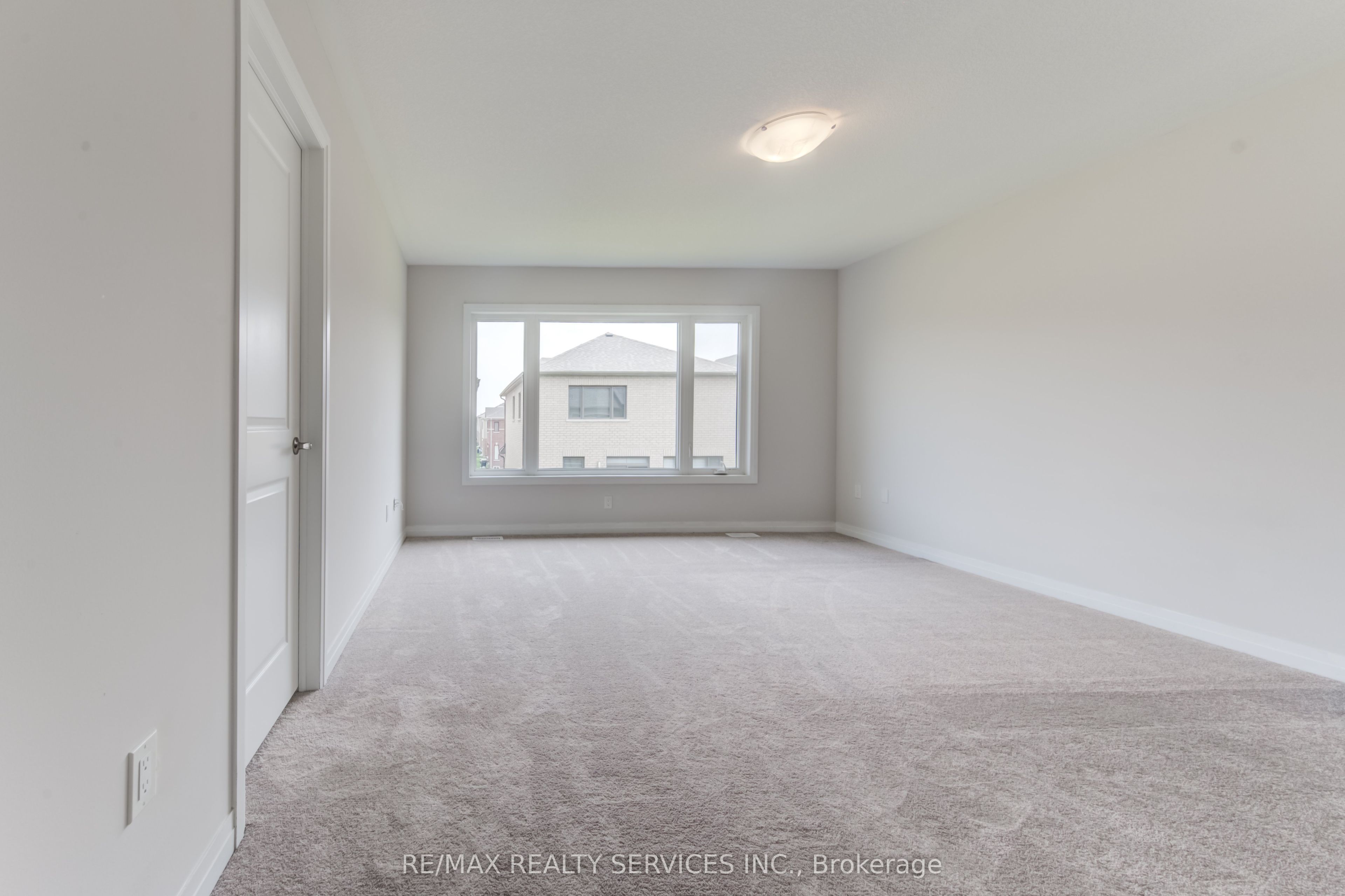 73 Prince Phillip Boulevard Property Photo 22