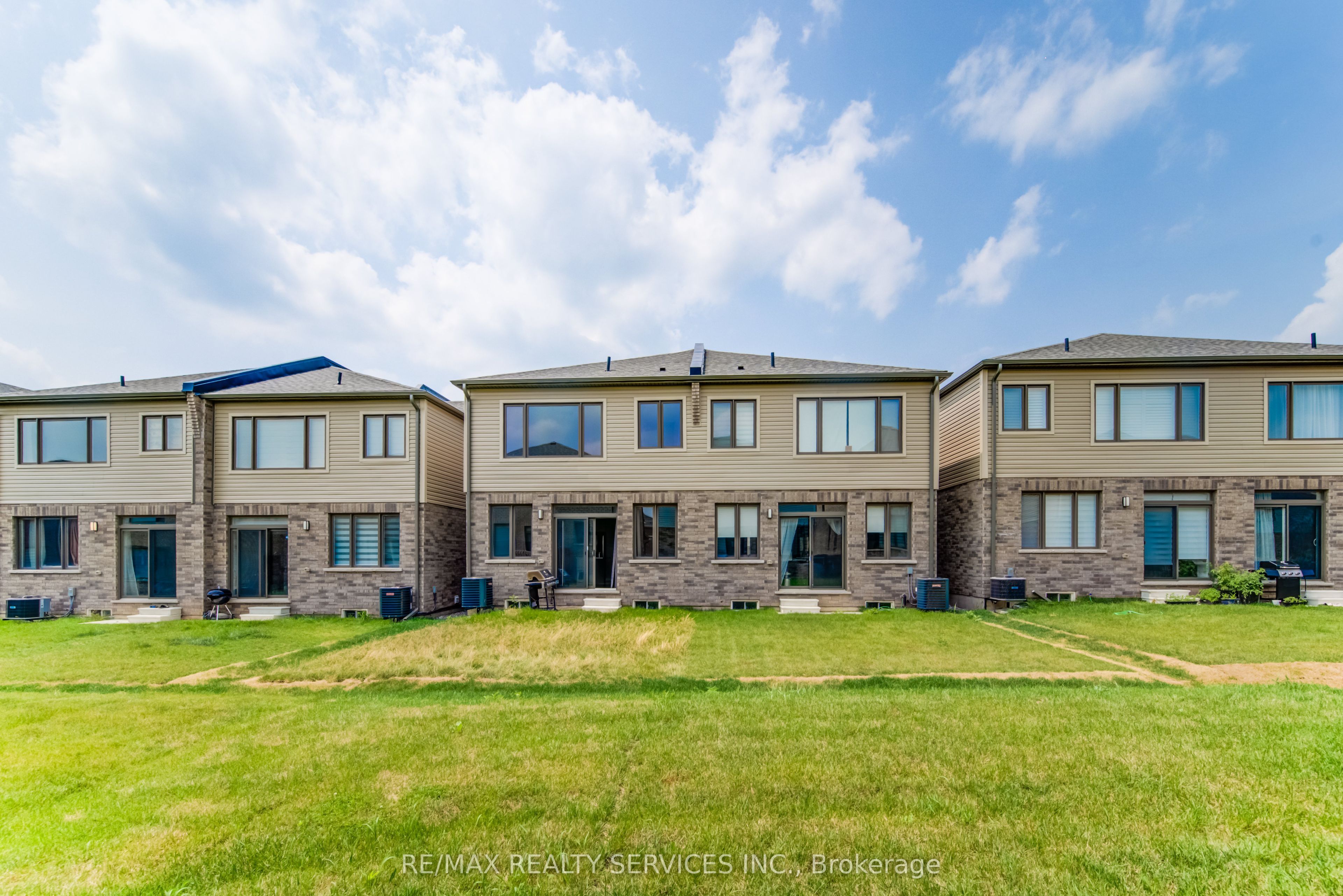 73 Prince Phillip Boulevard Property Photo 37