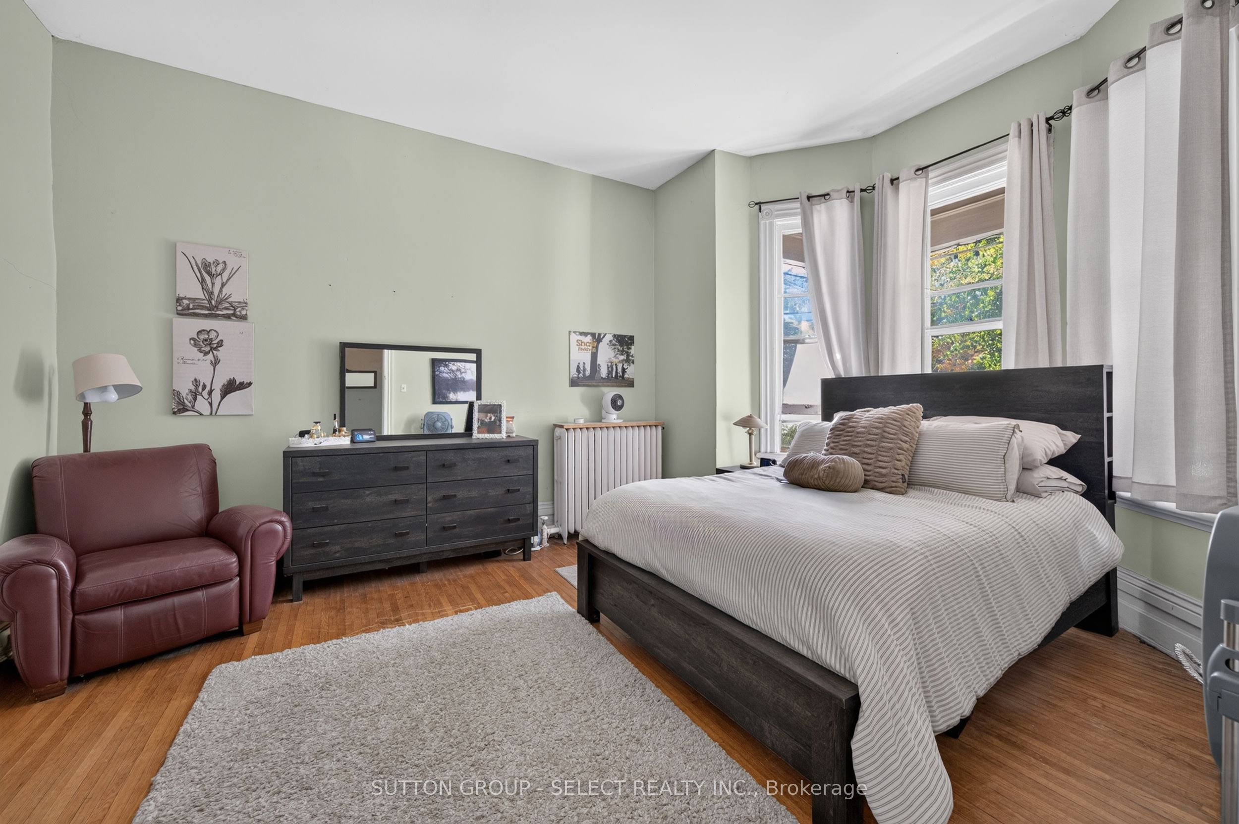 614-616 Wellington Street Property Photo 15