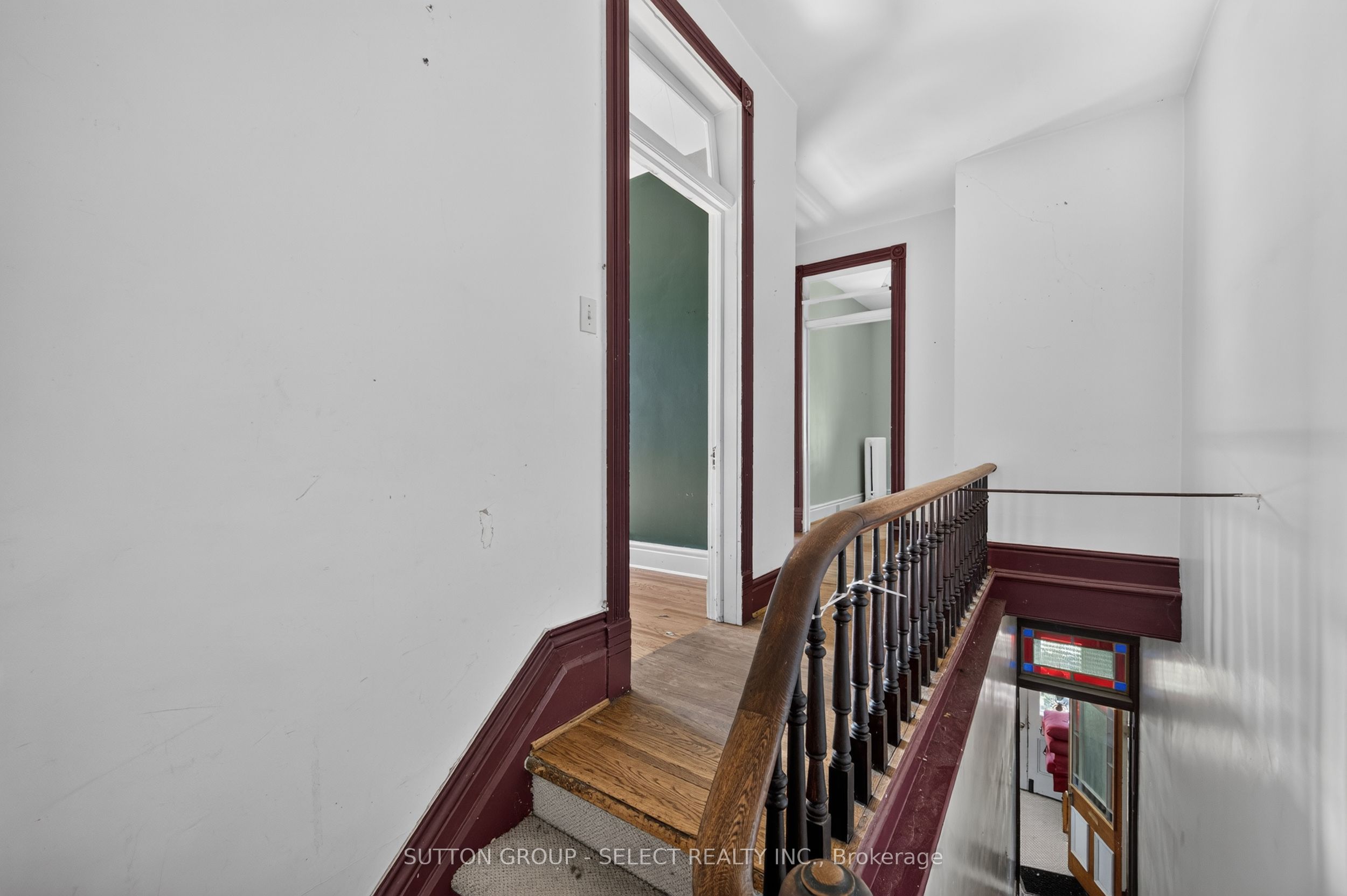 614-616 Wellington Street Property Photo 29