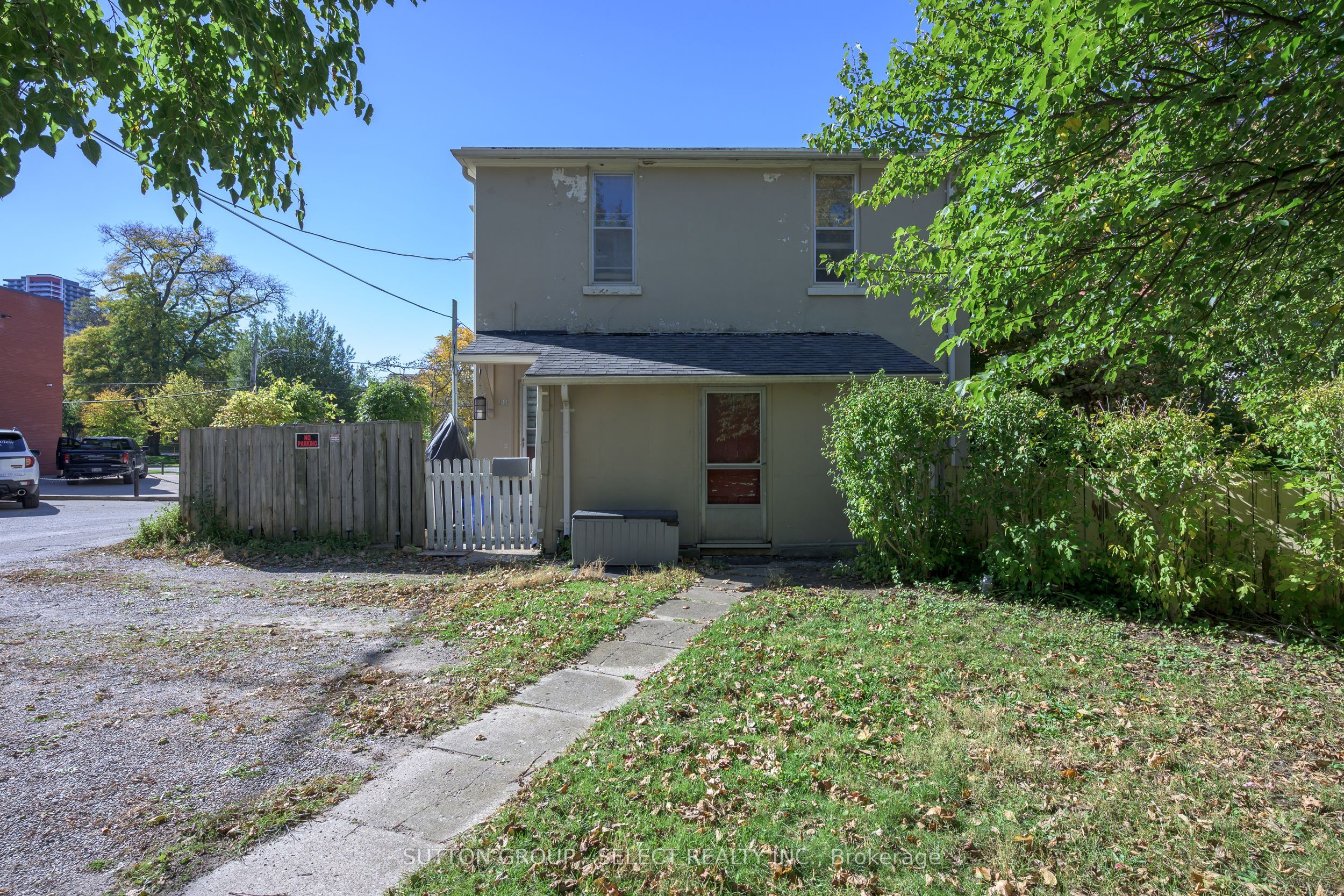 614-616 Wellington Street Property Photo 36
