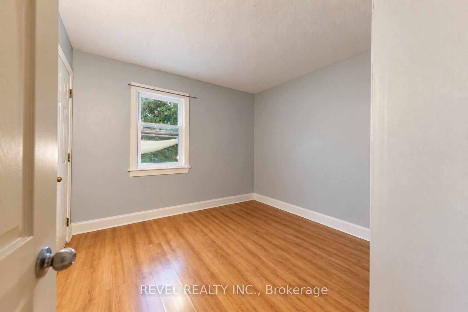 12 Merigold Street Property Photo 11