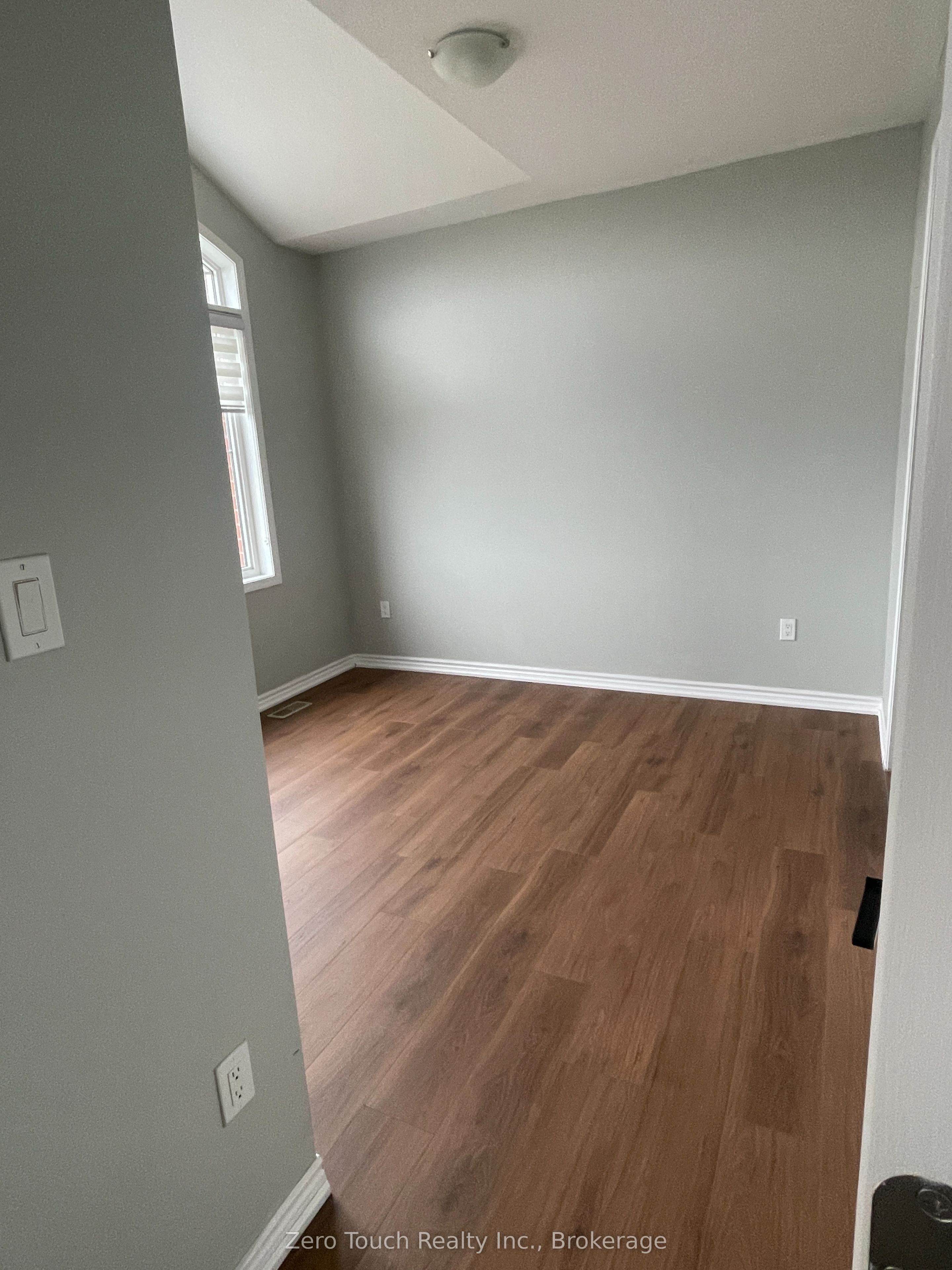 127 Watermill Street W Property Photo 9