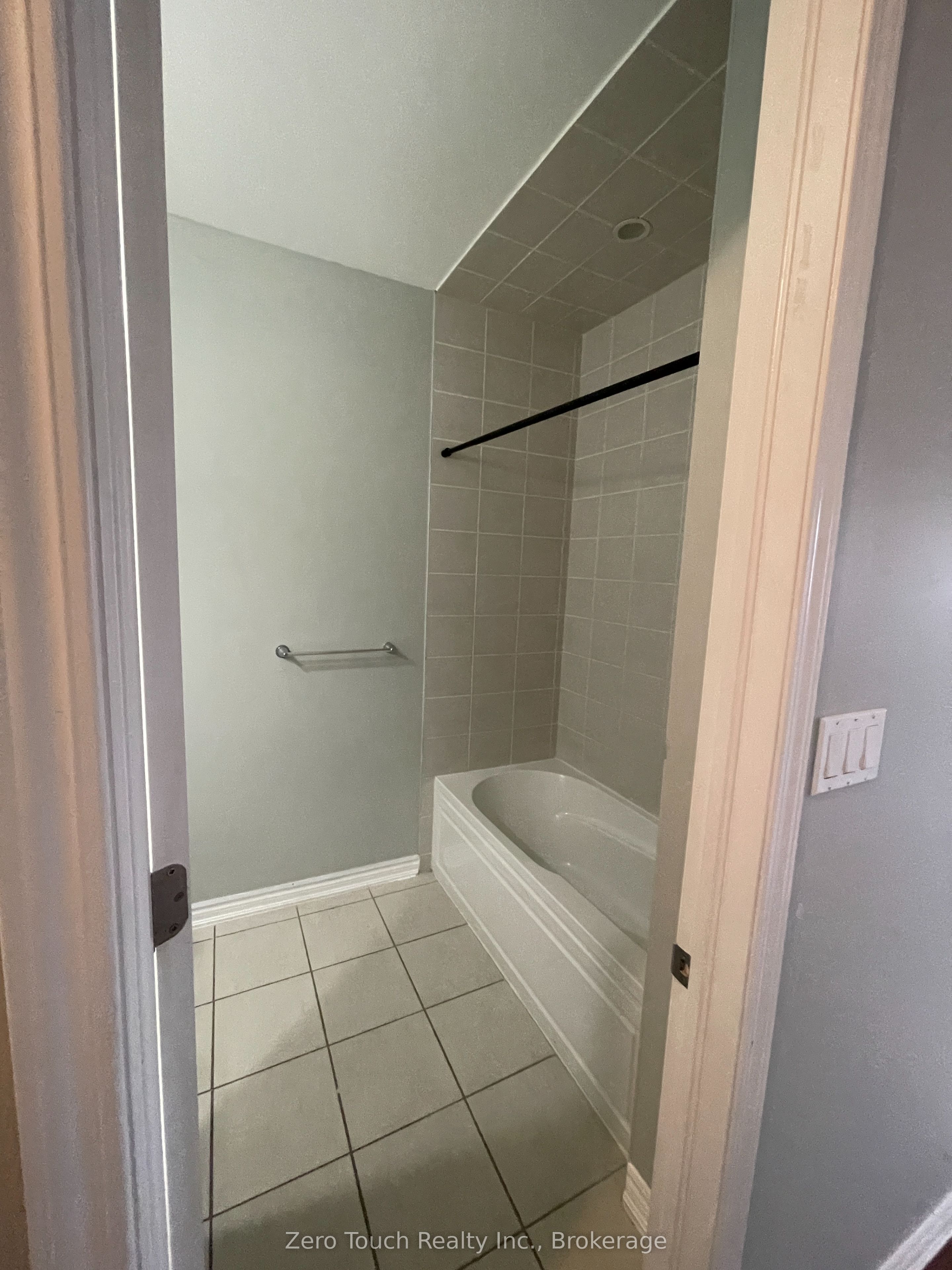 127 Watermill Street W Property Photo 23