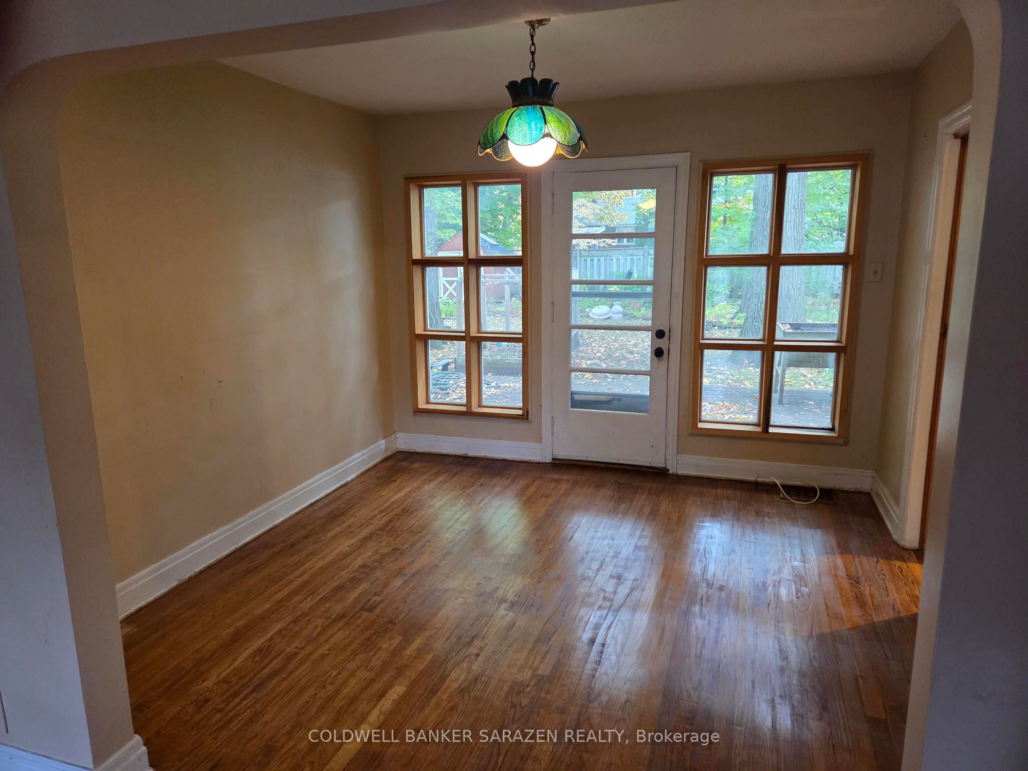 312 Cunningham Avenue E Property Photo 6
