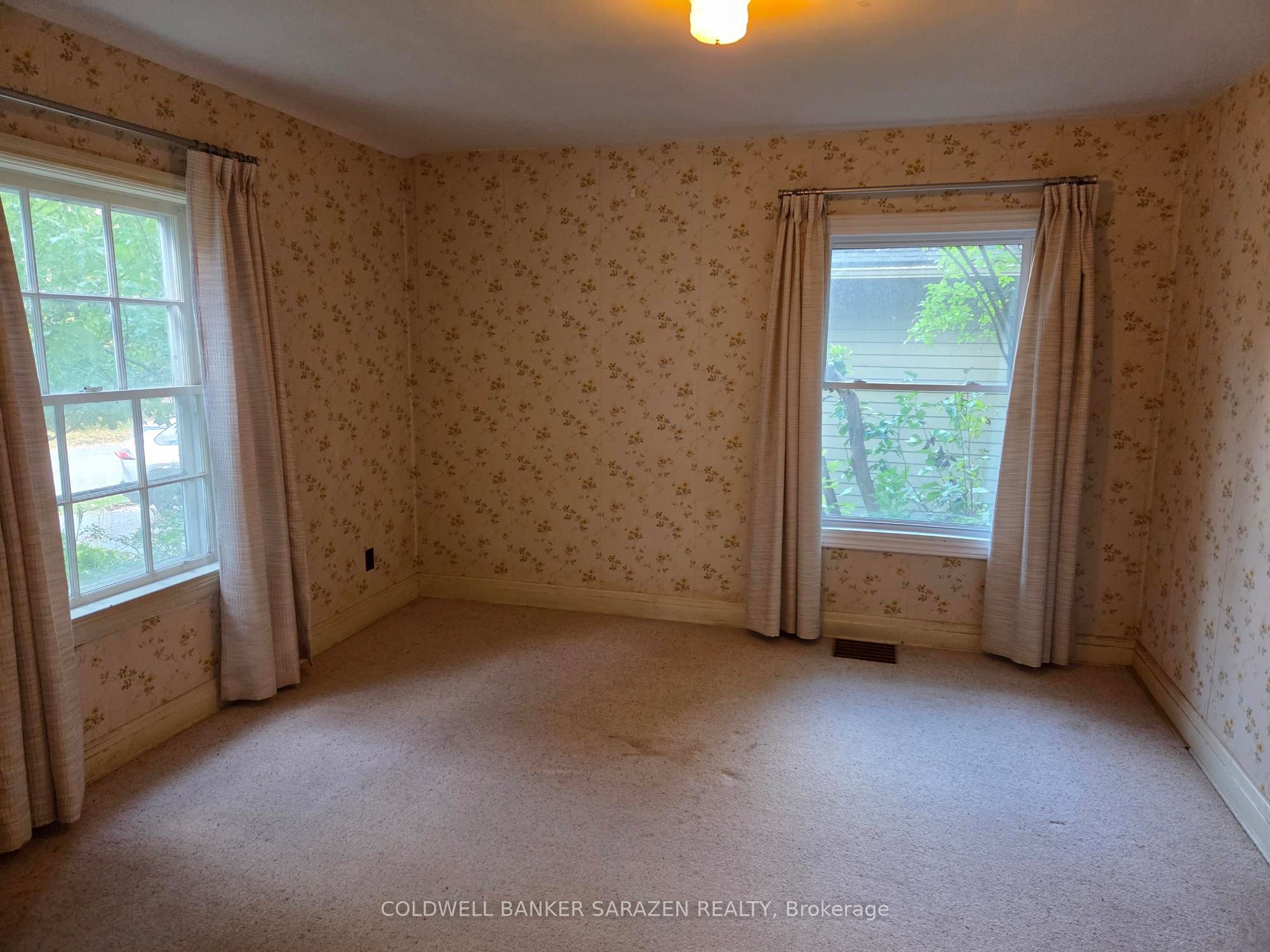 312 Cunningham Avenue E Property Photo 9