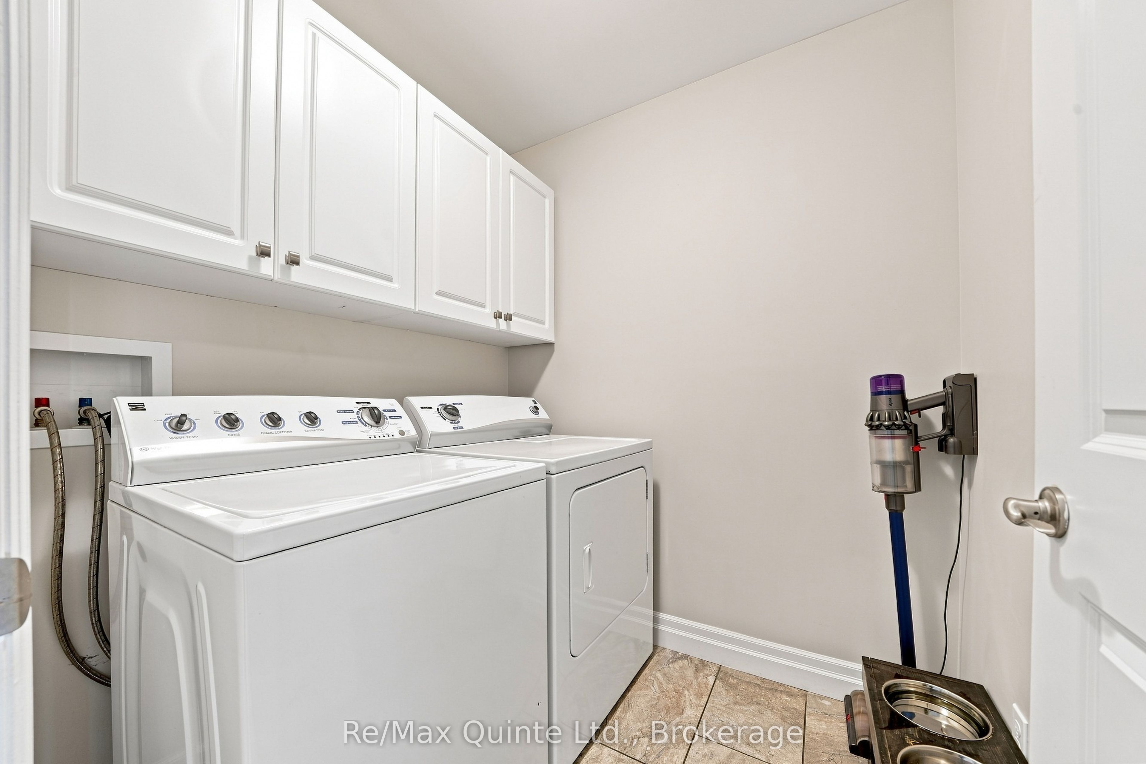 53 Aspen Drive Property Photo 7