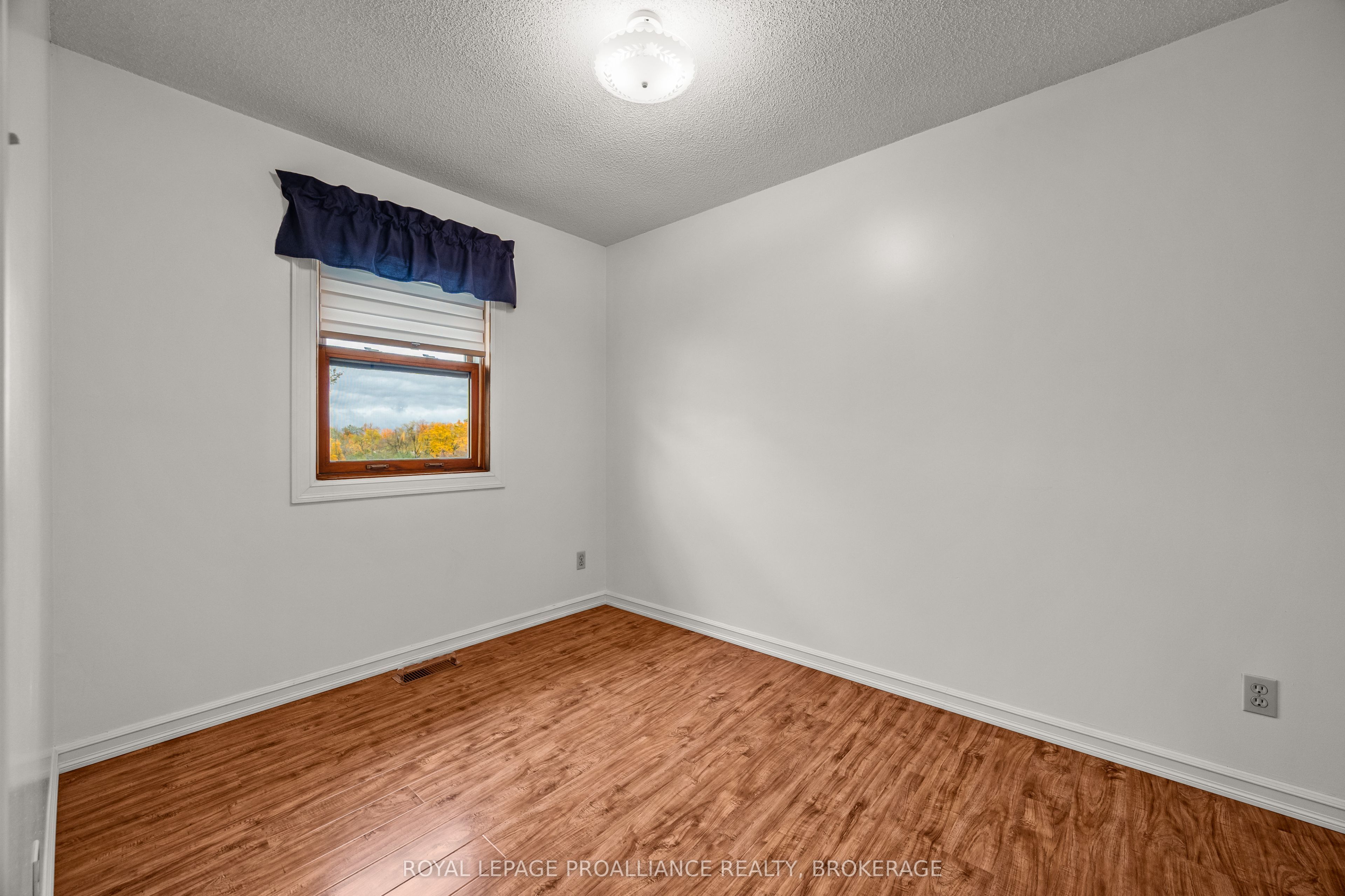 435 County Road 2 E Property Photo 23