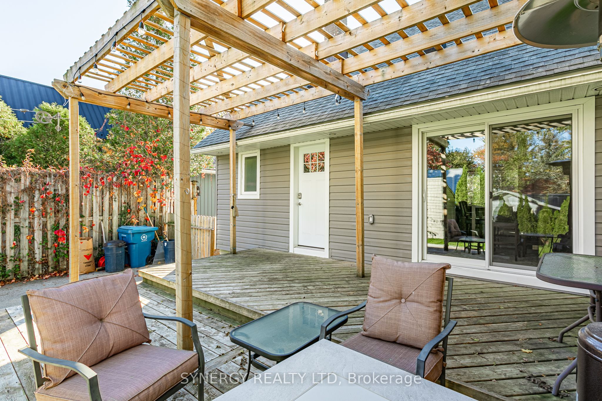 554 Brunswick Street Property Photo 8