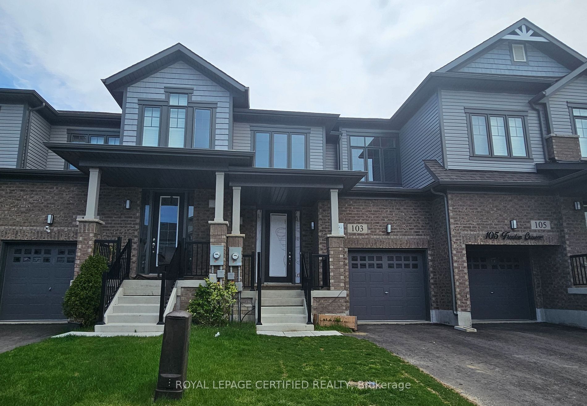 103 Freedom Crescent Property Photo 1