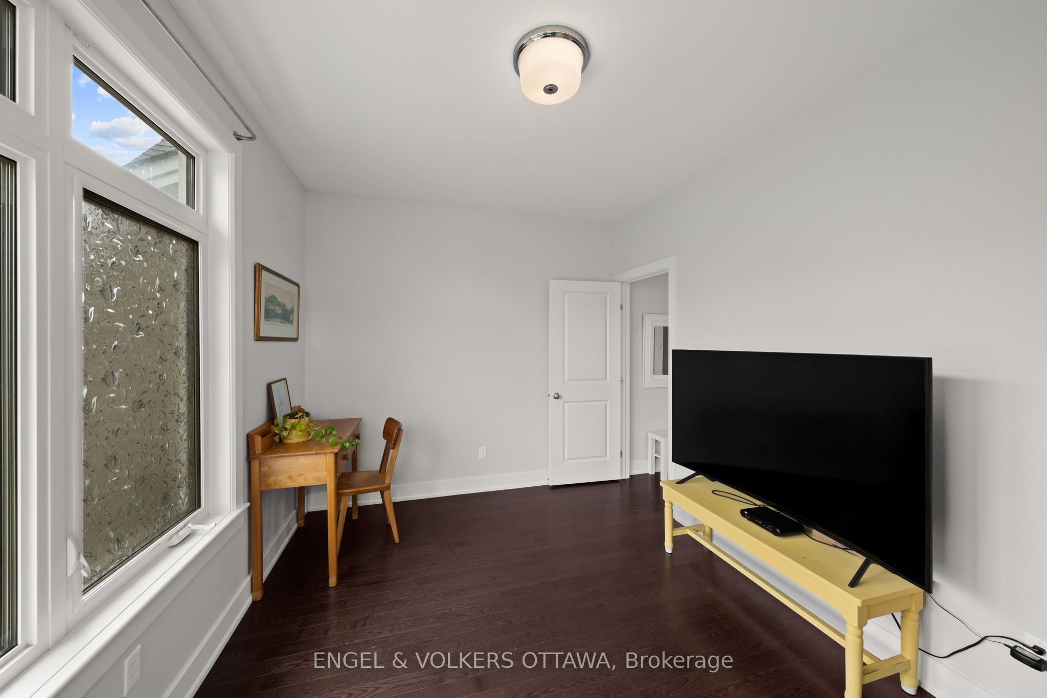 538 Silverbell Crescent Property Photo 15