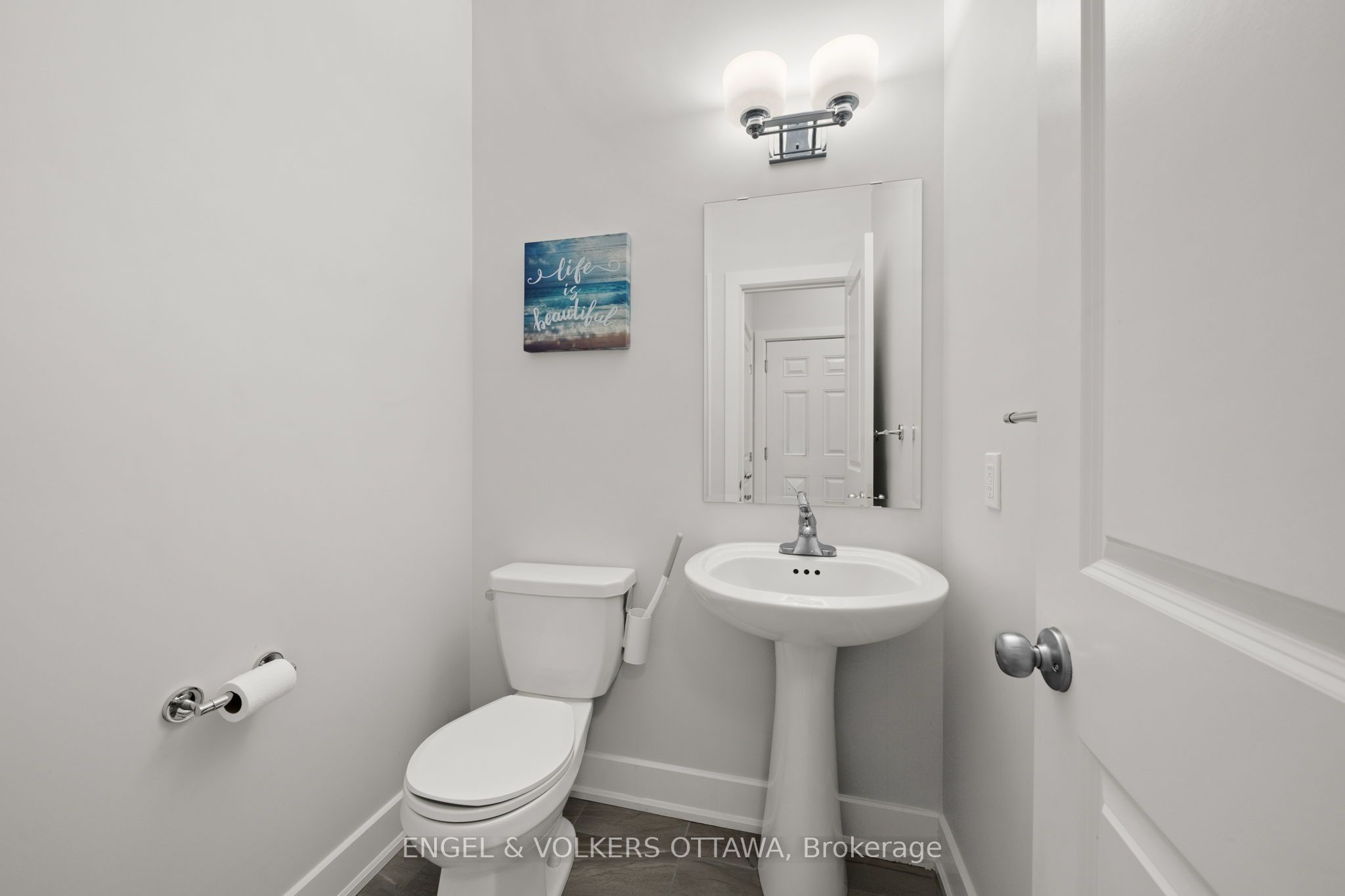 538 Silverbell Crescent Property Photo 16