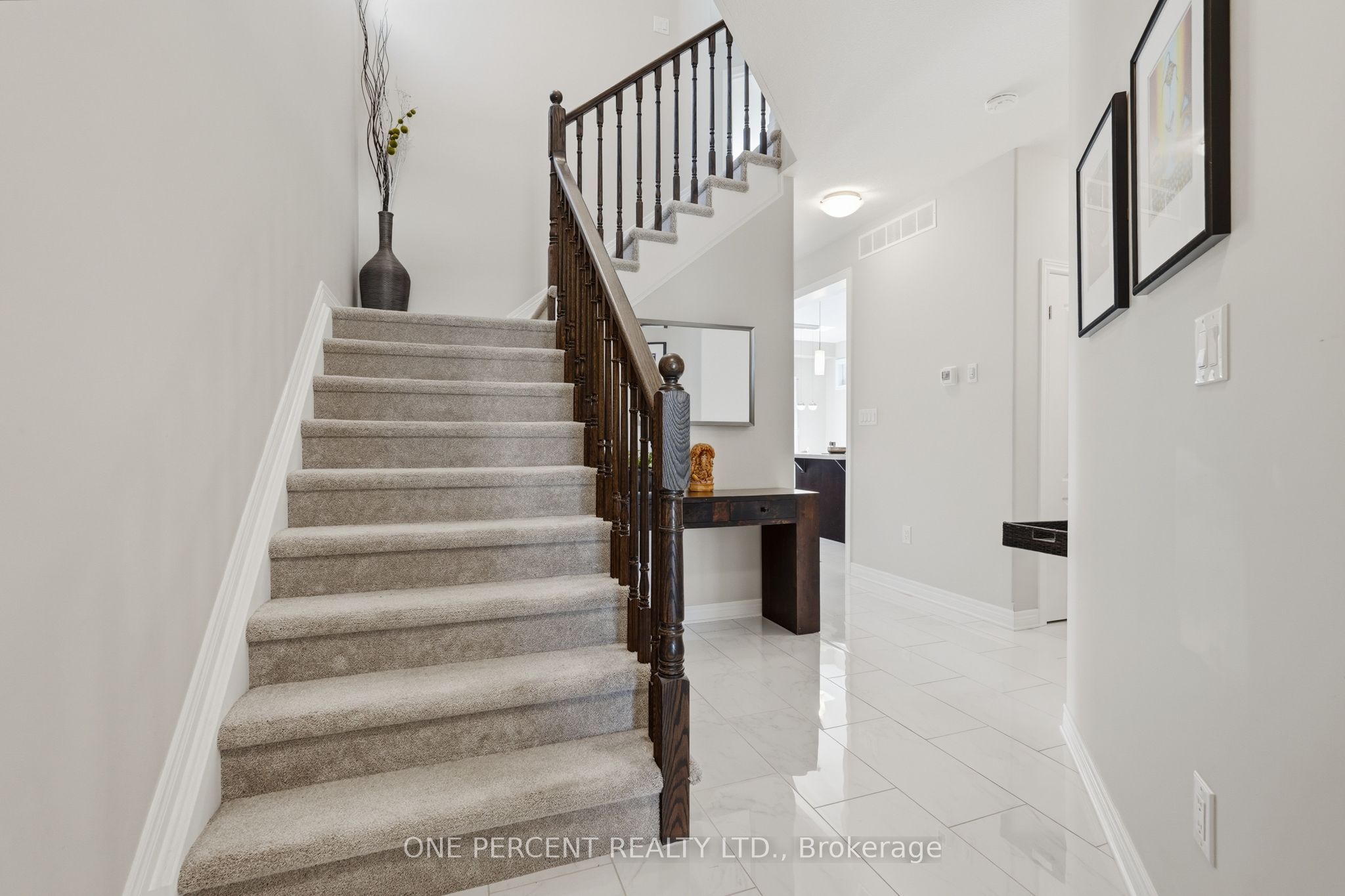 71 Laurent Avenue Property Photo 3
