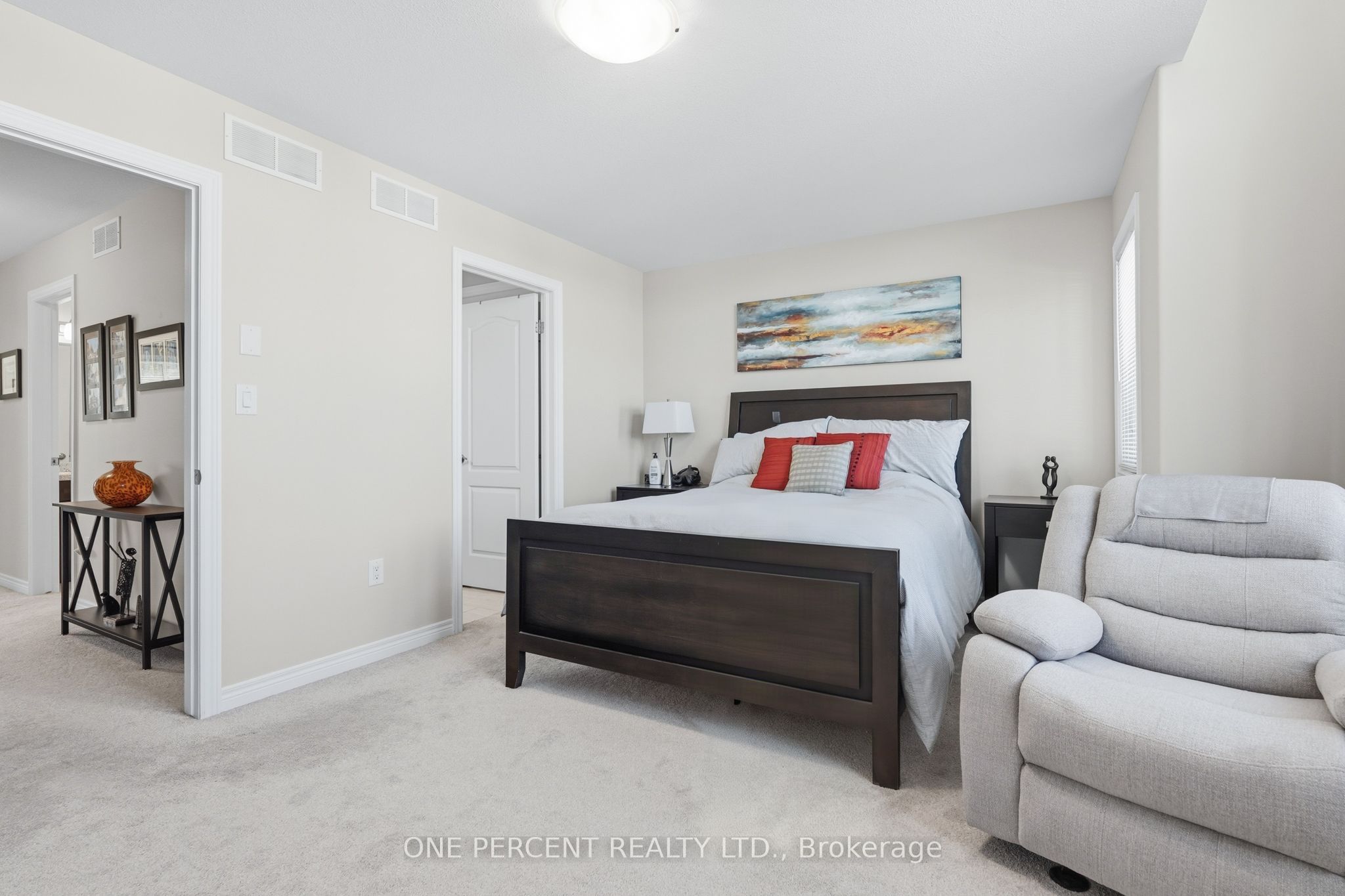 71 Laurent Avenue Property Photo 20