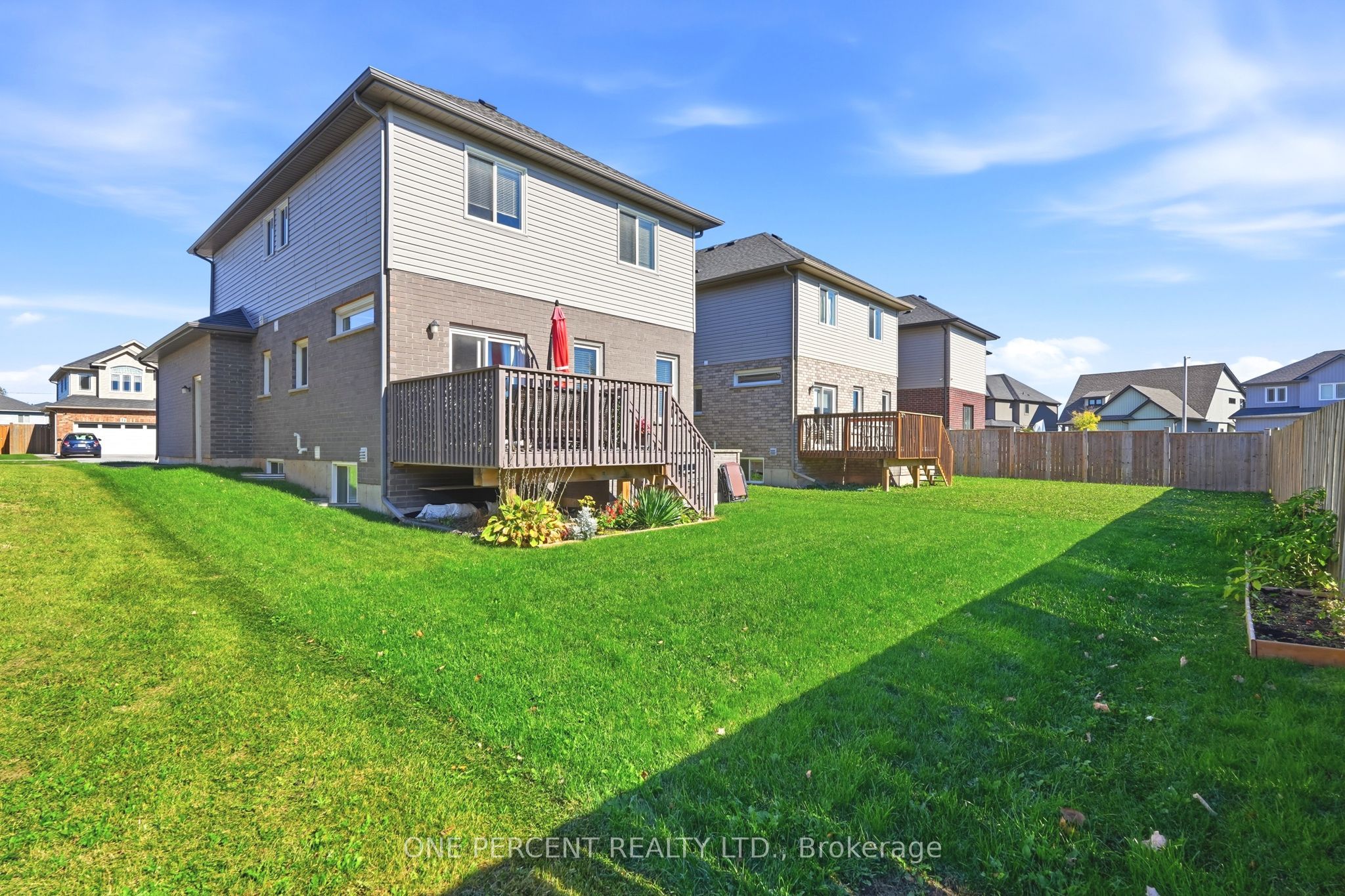 71 Laurent Avenue Property Photo 31